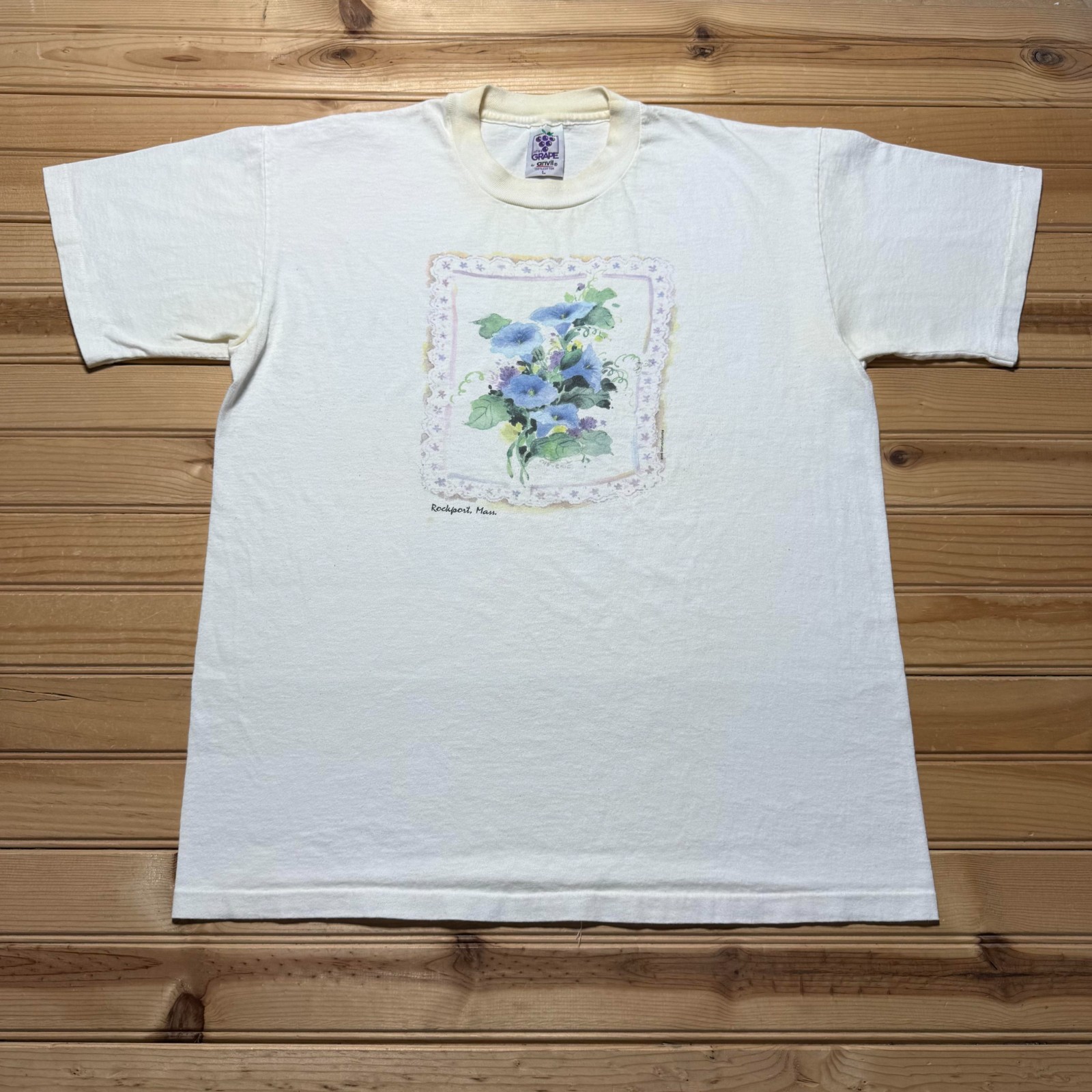 Vintage 1996 Rockport Mass. Morning Glory Flower Lace Graphic T-Shirt – Large