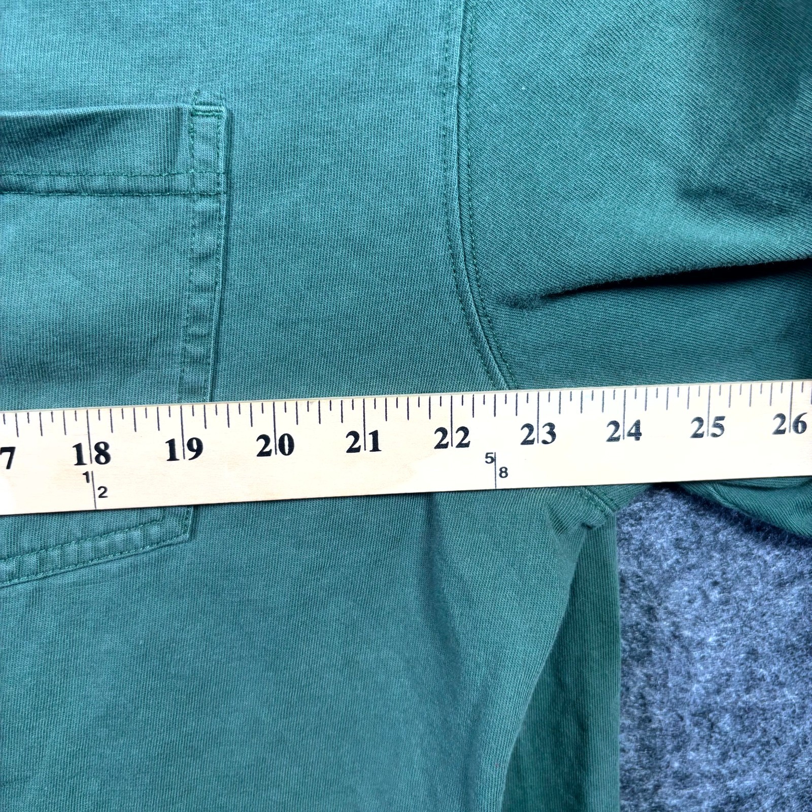 Duluth T-Shirt Men's XL Green Cotton Academia Front Pocket Summer Classic Casual gallery