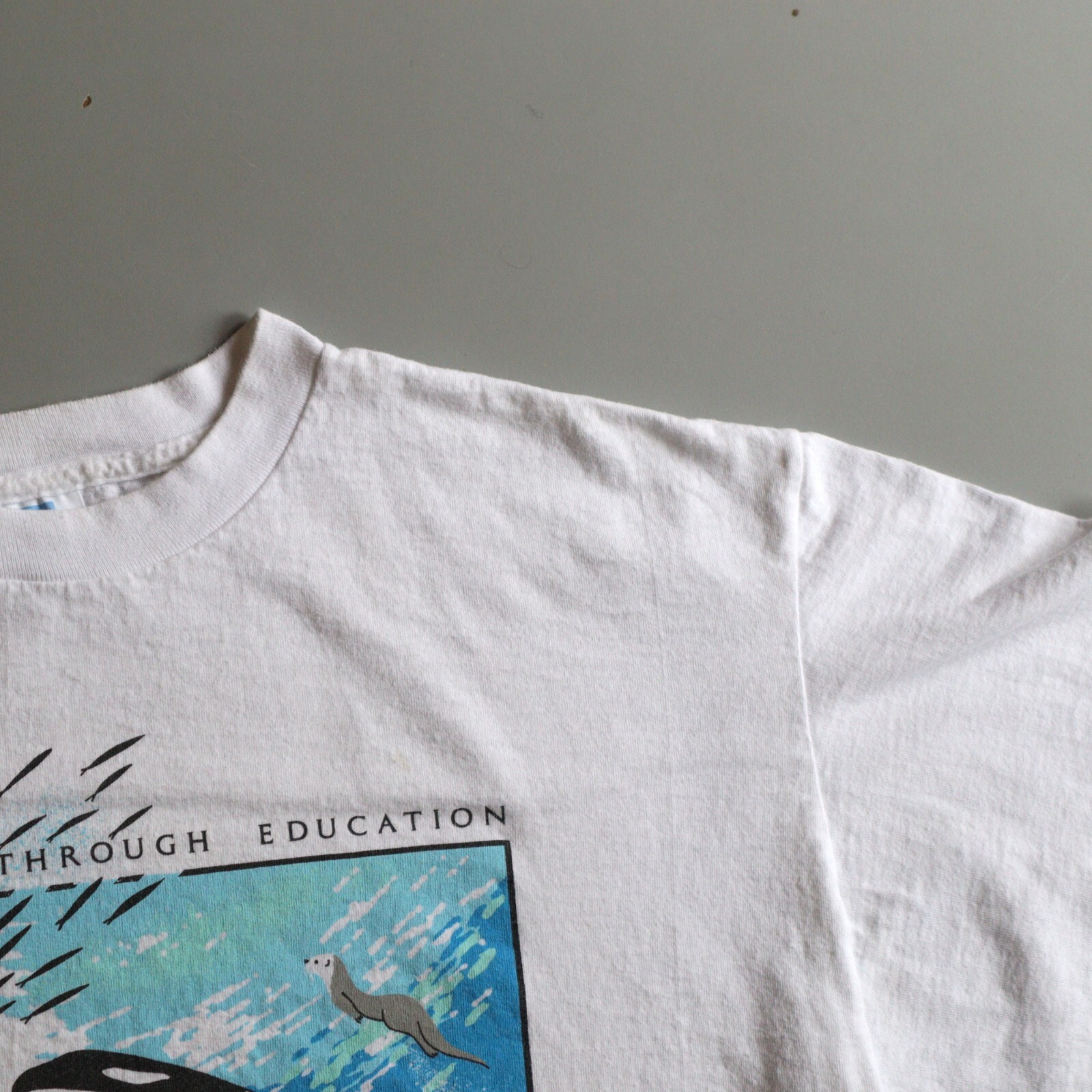 Vintage Sea World T Shirt Killer Whale 90s White Mens XL Boxy Fit gallery