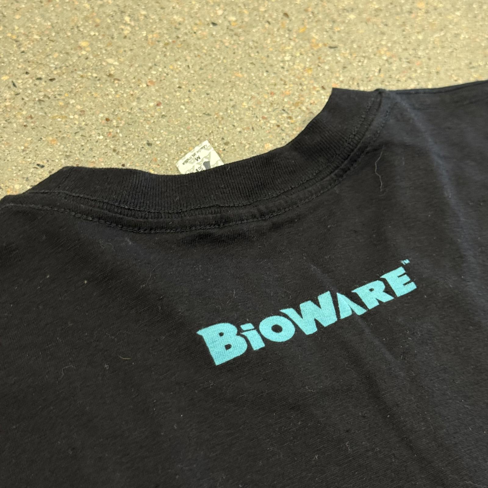 Vintage Bioware Mass Effect Vanguard Class T Shirt RARE M gallery