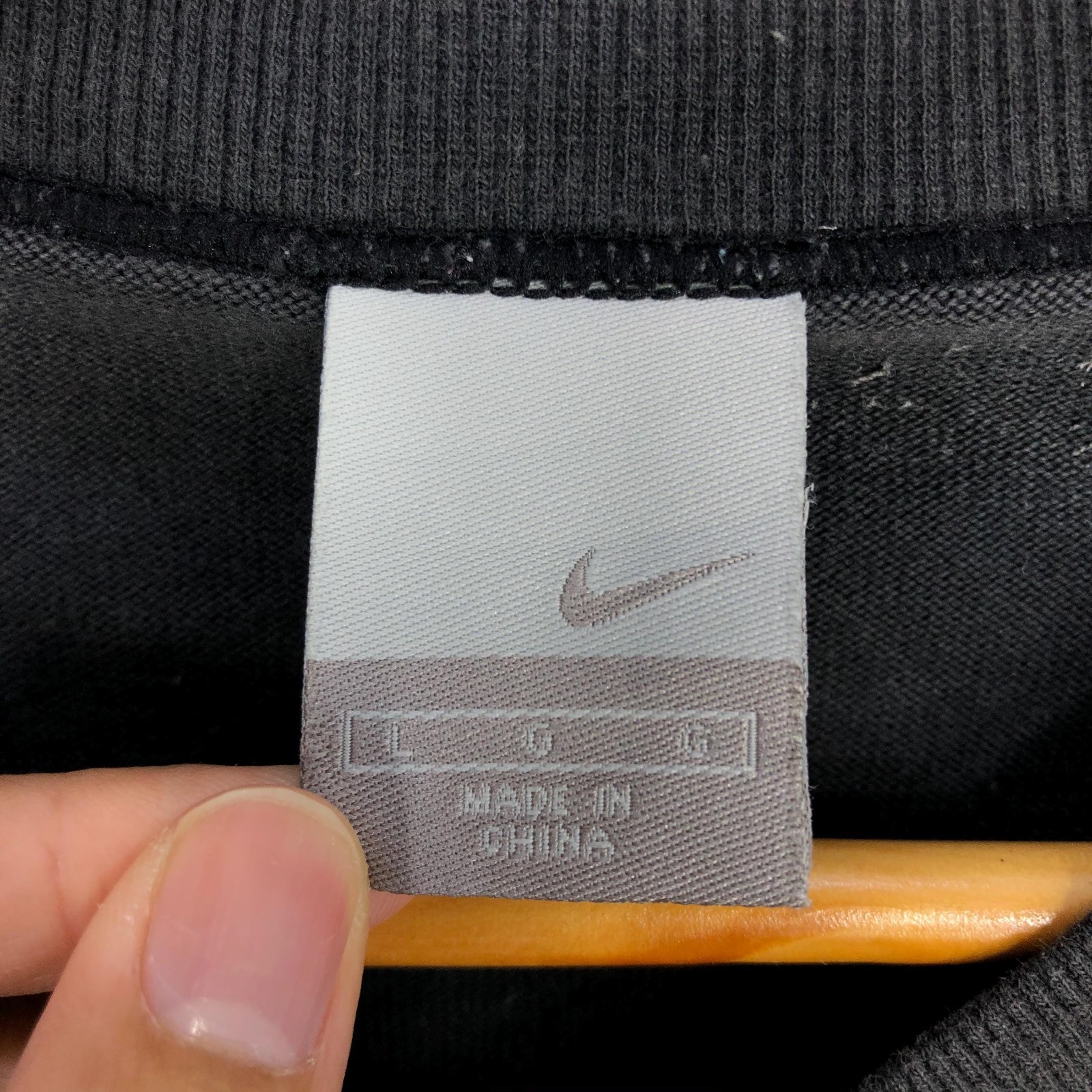 Vintage Y2K Nike Swoosh Half Button Long Sleeve T-Shirt Nike Air Tee Size L gallery
