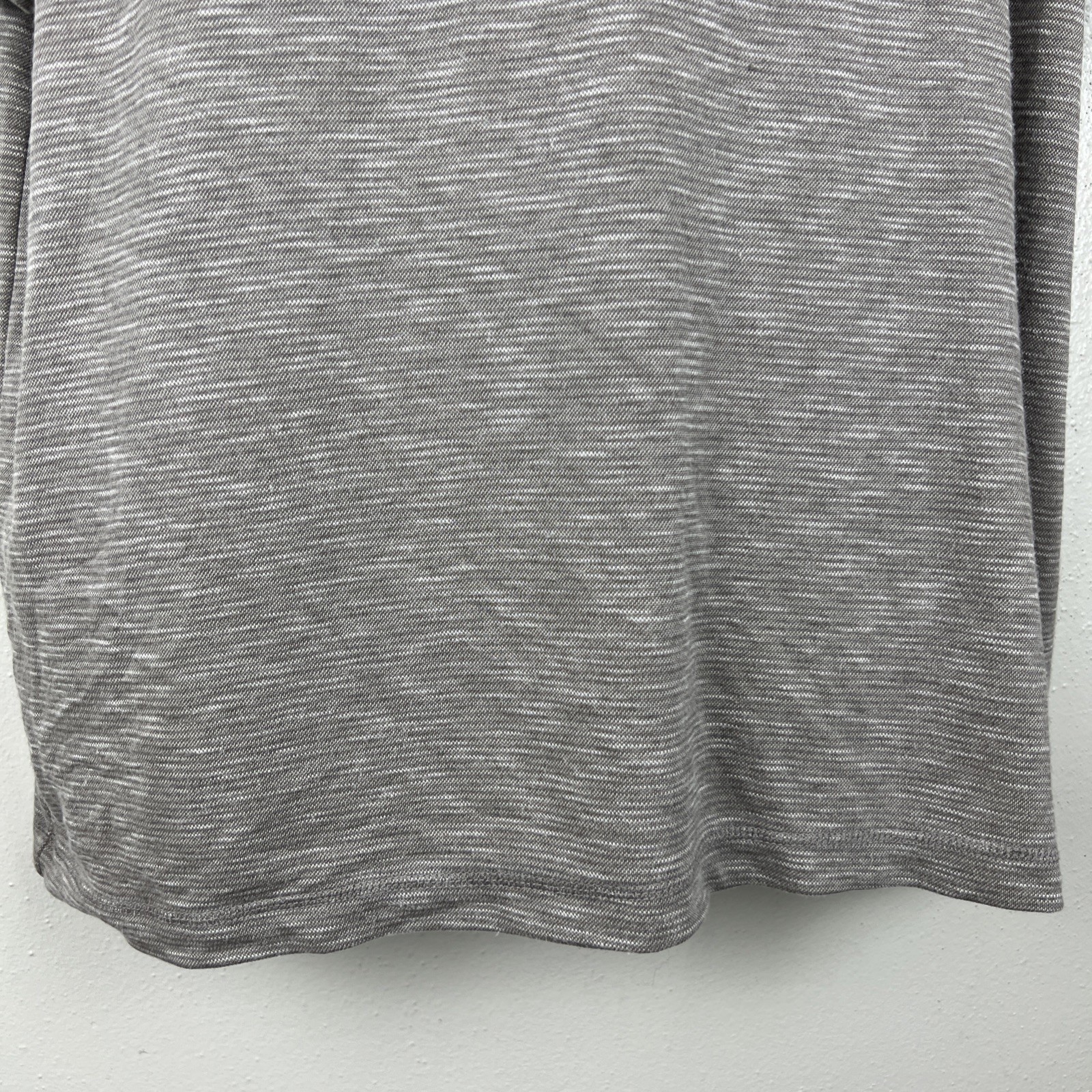 Tasso Elba Island Grey Striped UPF Sun Protect Men Extra Large Rayon Casual Tee gallery