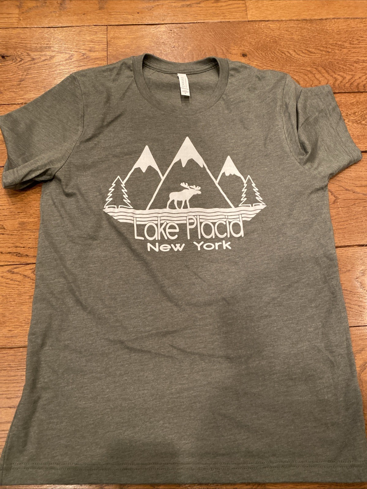 LAKE PLACID NEW YORK Adirondack Mountains Vacation Souvenir Olive T Shirt Size M gallery