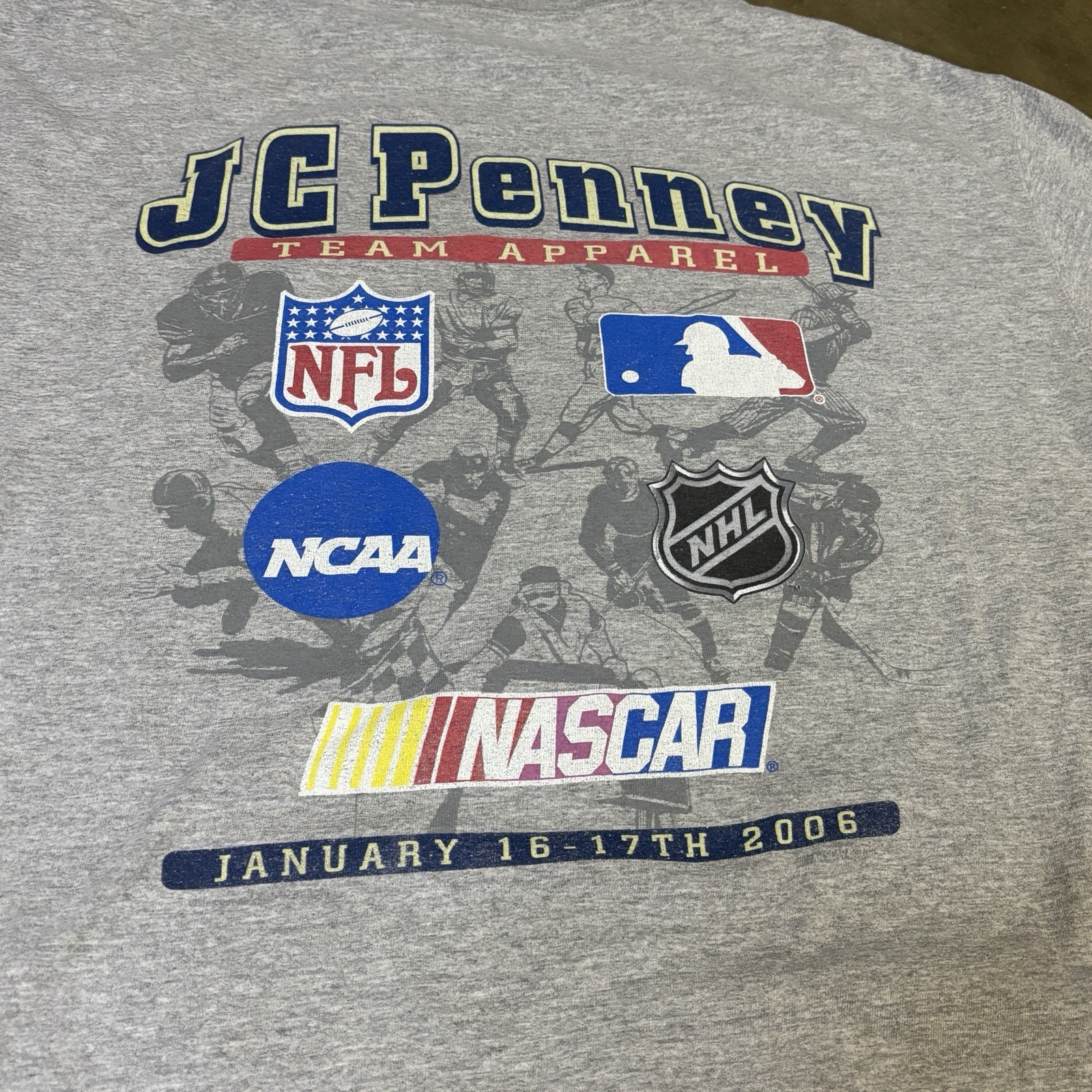 Vintage JCPenney Team Apparel 2006 NFL MLB NASCAR NHL NCAA T Shirt Men's L LEE gallery