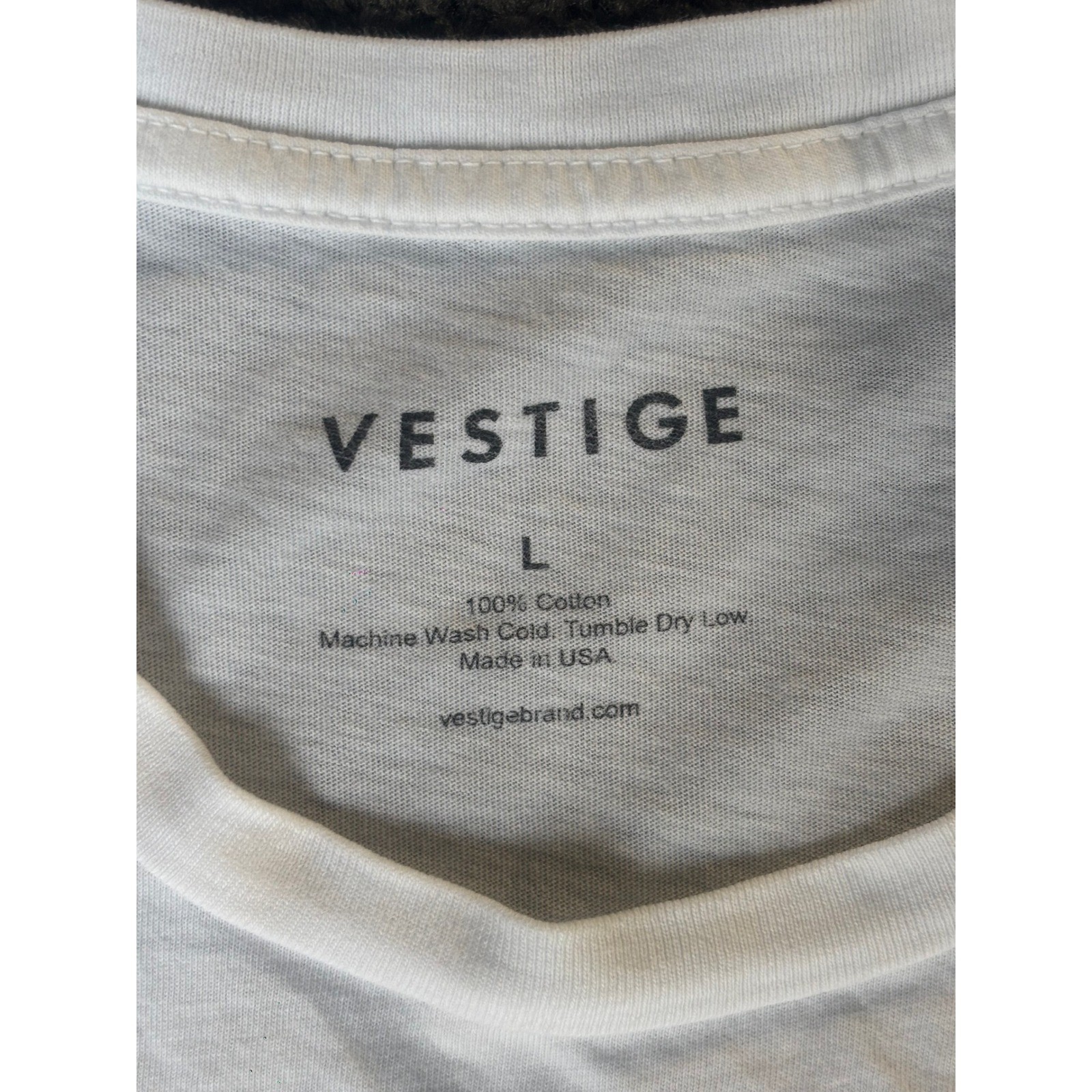 Vestige Mens White Cotton Geometric Graphic T-Shirt Made in USA Size Large gallery