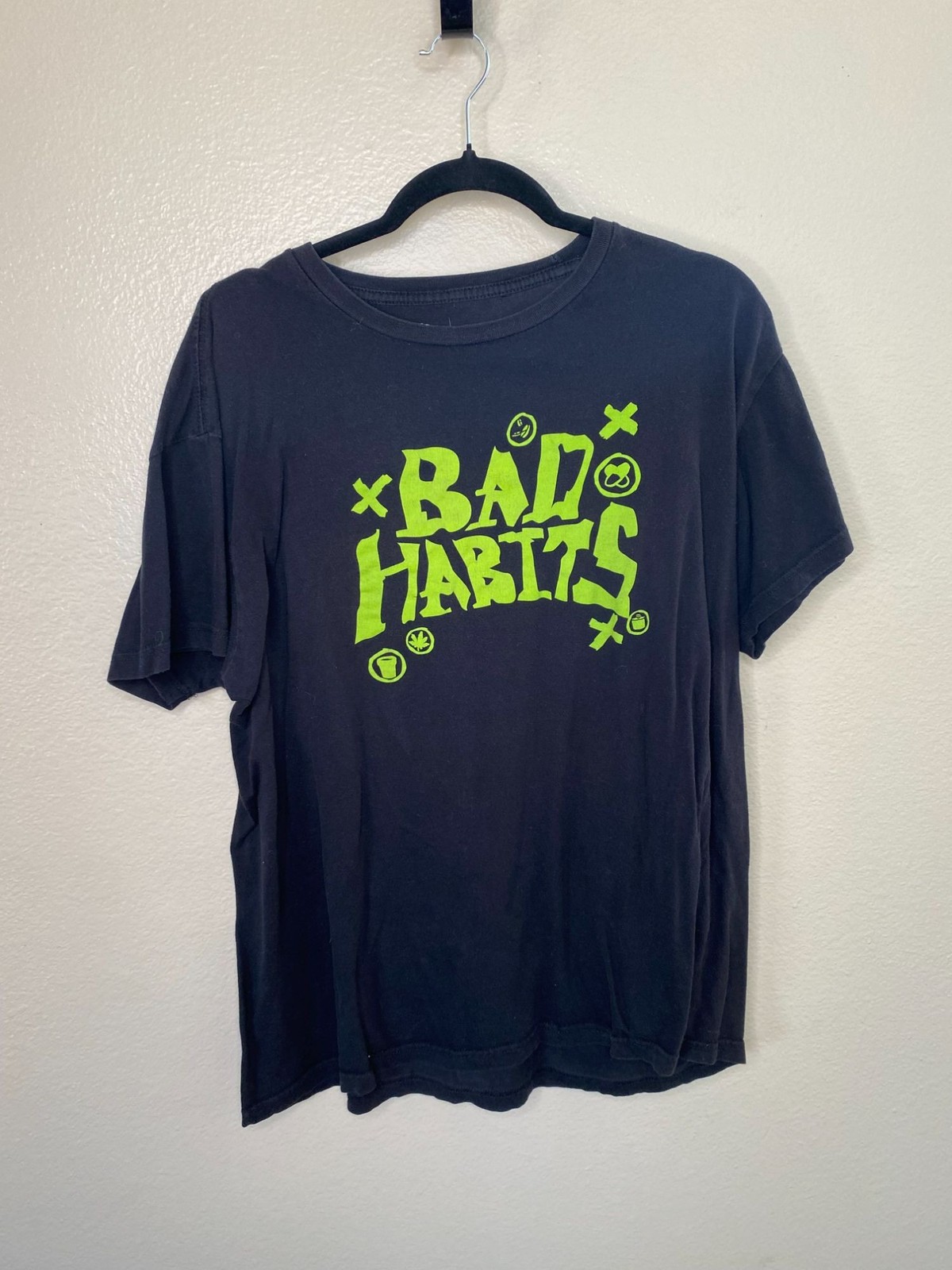 Bad Habits Tour 2019 Graphic T-Shirt Black & Neon Green Unisex Size L Band Tee gallery