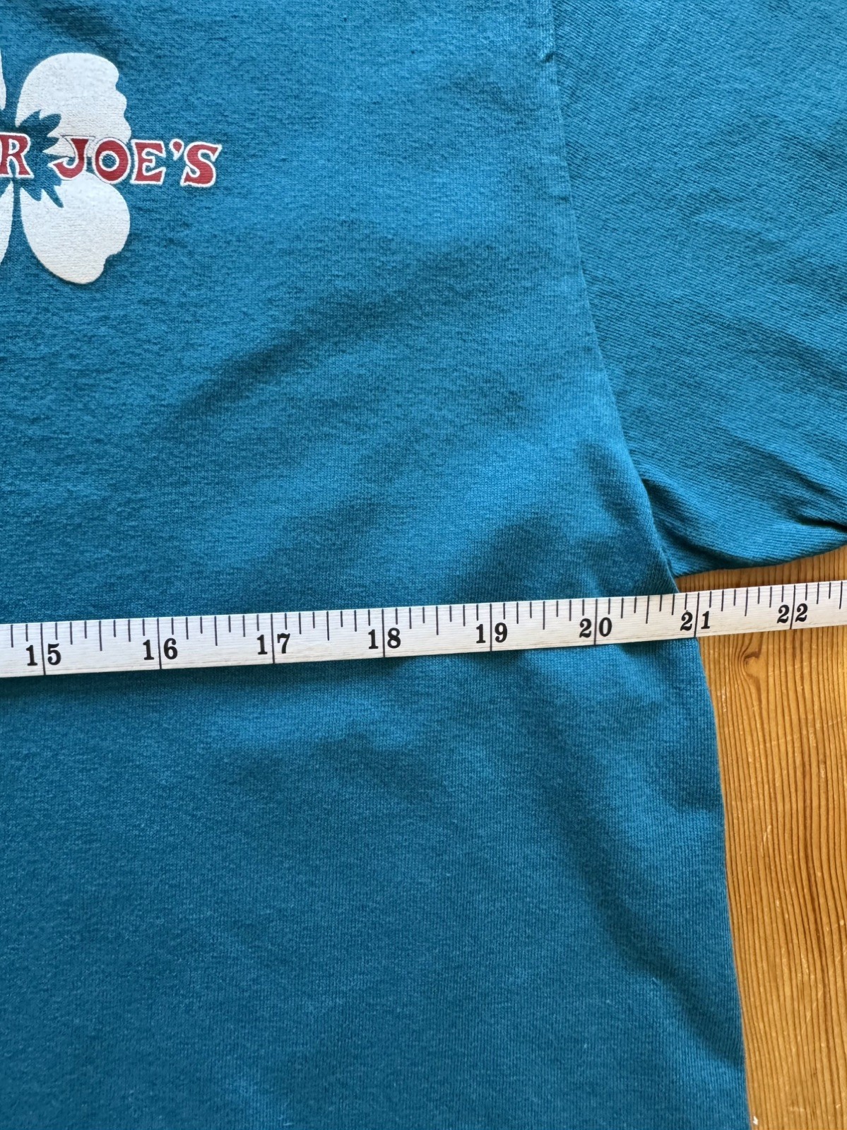 Trader Joe’s Graphic T-Shirt Adult size XL Teal Blue Green Flower Hibiscus gallery