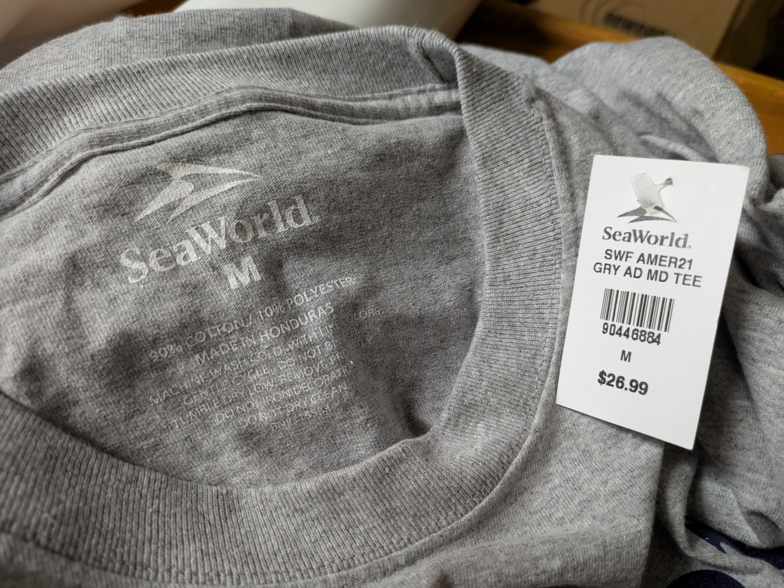 Sea World Orlando FL Ocean Animals Amusement Park Graphic T Shirt Medium NWT gallery