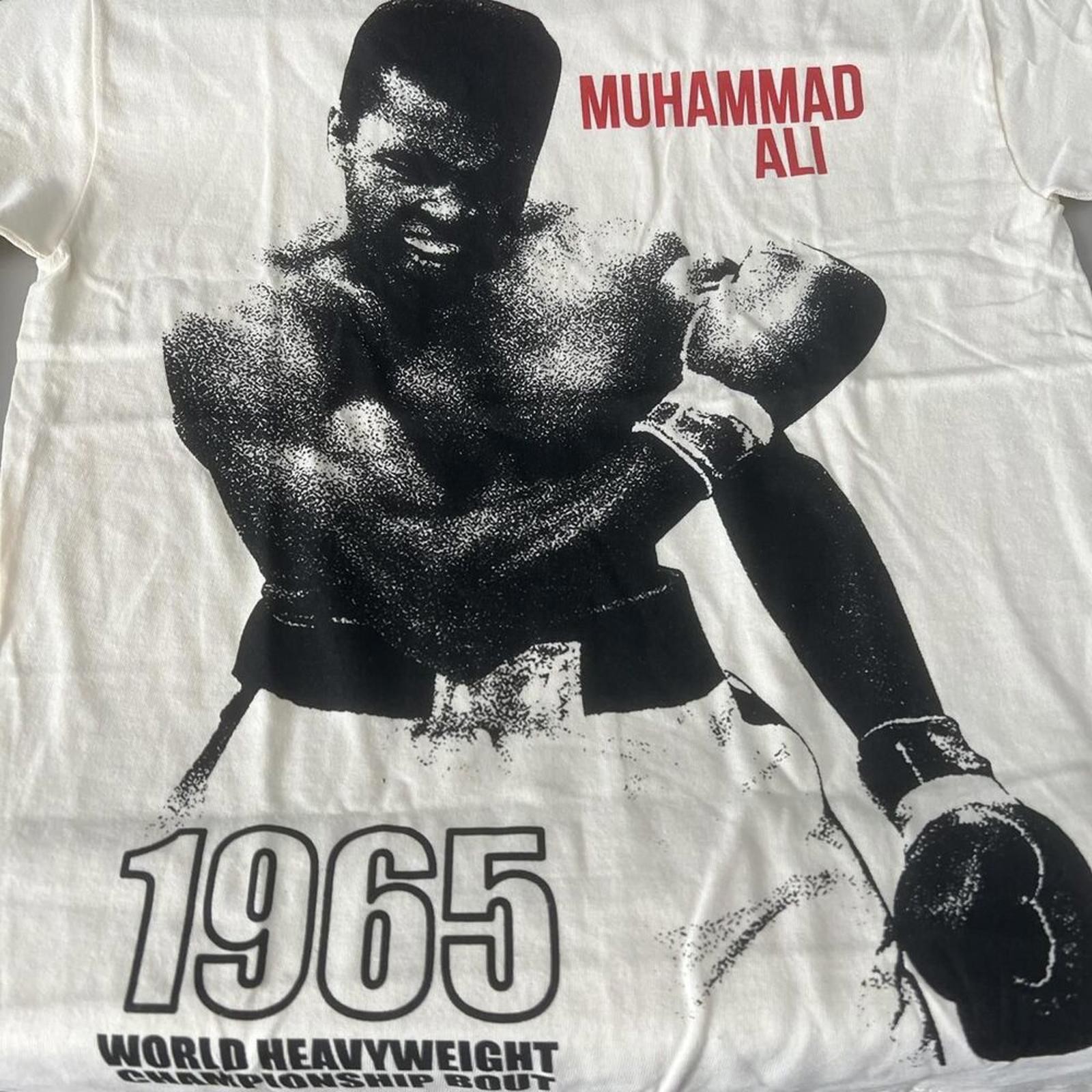 Muhammad Ali Graphic TShirt Ivory Size Medium gallery