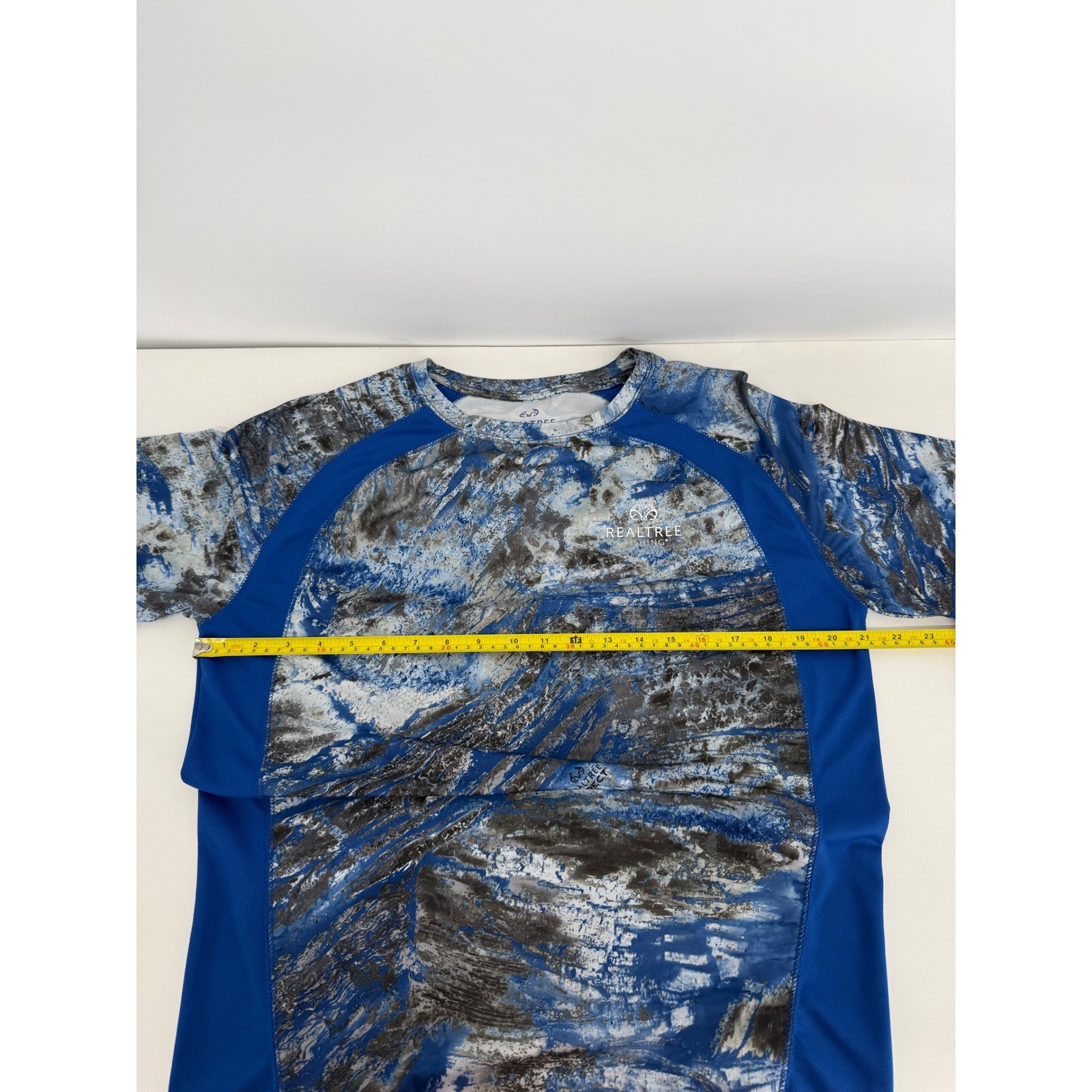 Realtree Fishing Mens Blue Abstract Camo Performance Mesh Side Shirt Sz M gallery