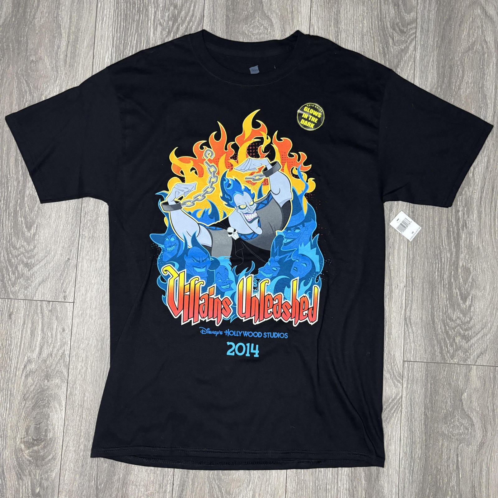 Disney Villains Unleashed Shirt Mens Medium Glows in Dark Hollywood Studios 2014 gallery