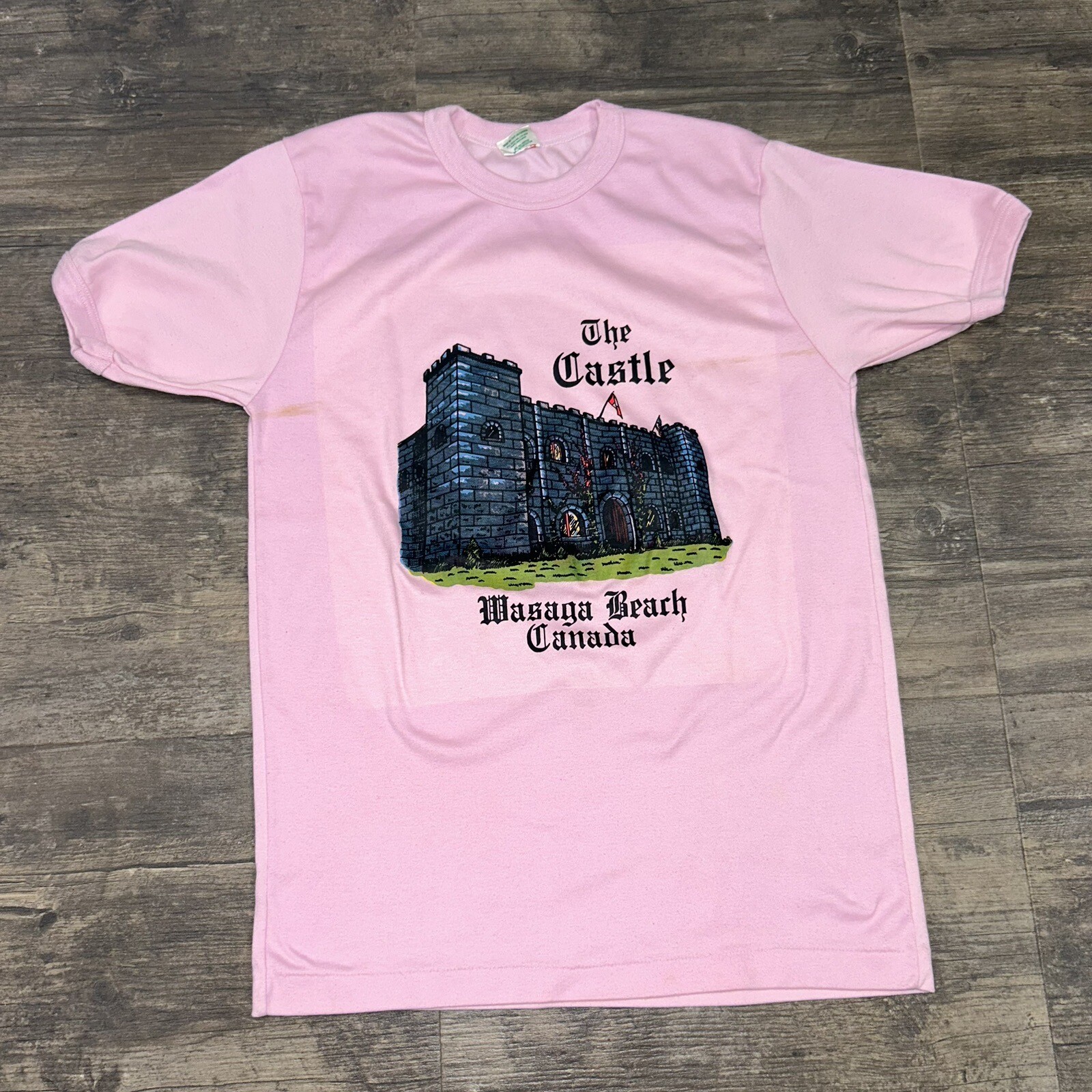 Vintage McLean Deluxe Graphic T Shirt Size XL The Castle Wasaga Beach, Canada gallery