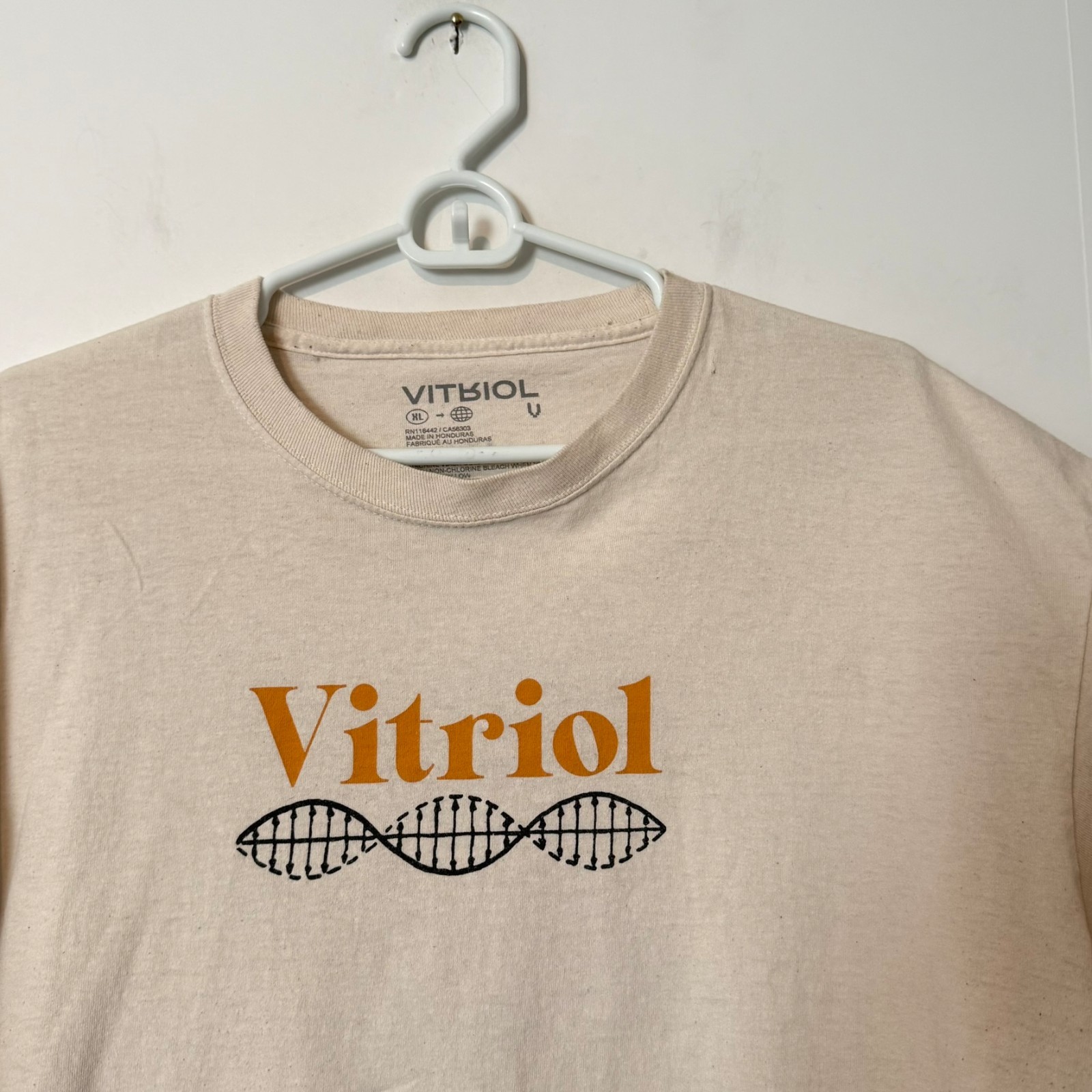 Vintage Vitriol Mens T-Shirt Size XL Ivory Beige Faded Distressed Dingy Zumiez gallery
