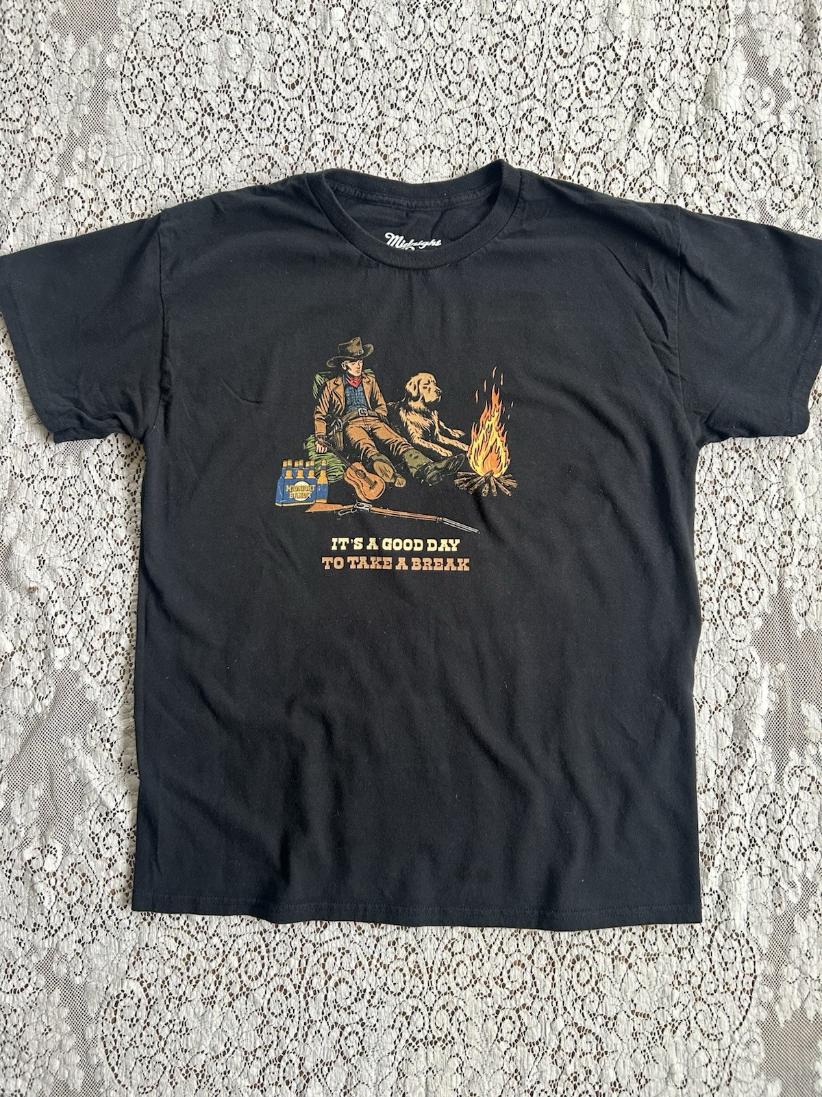 Midnight Bandit “It’s A Good To Take A Break” T-Shirt. Size Large