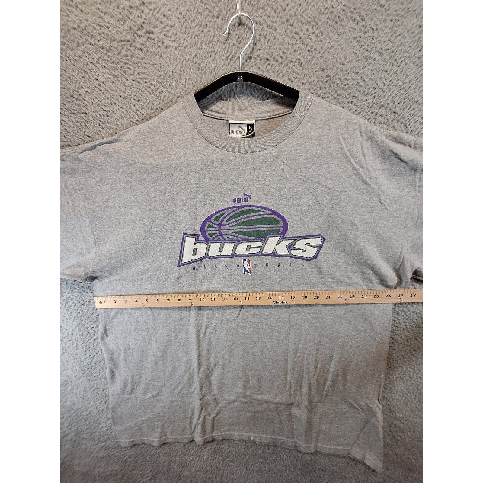Puma T Shirt Mens 2XLT Grey Milwaukee Bucks Basketball Vintage 90s Streetwear gallery