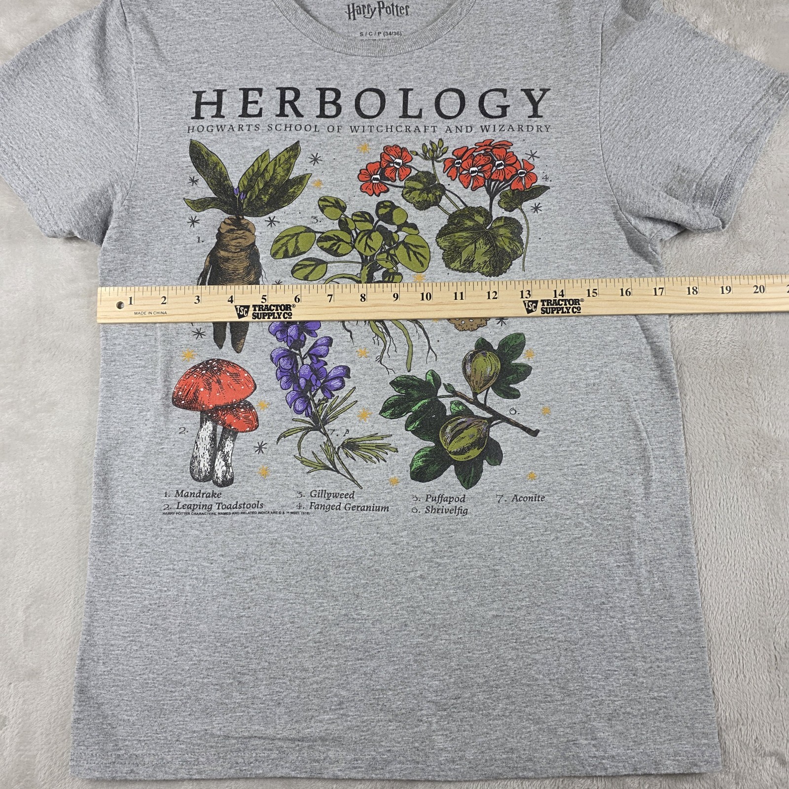 Harry Potter Herbology Shirt Men's Size Small (34/36) Gray gallery