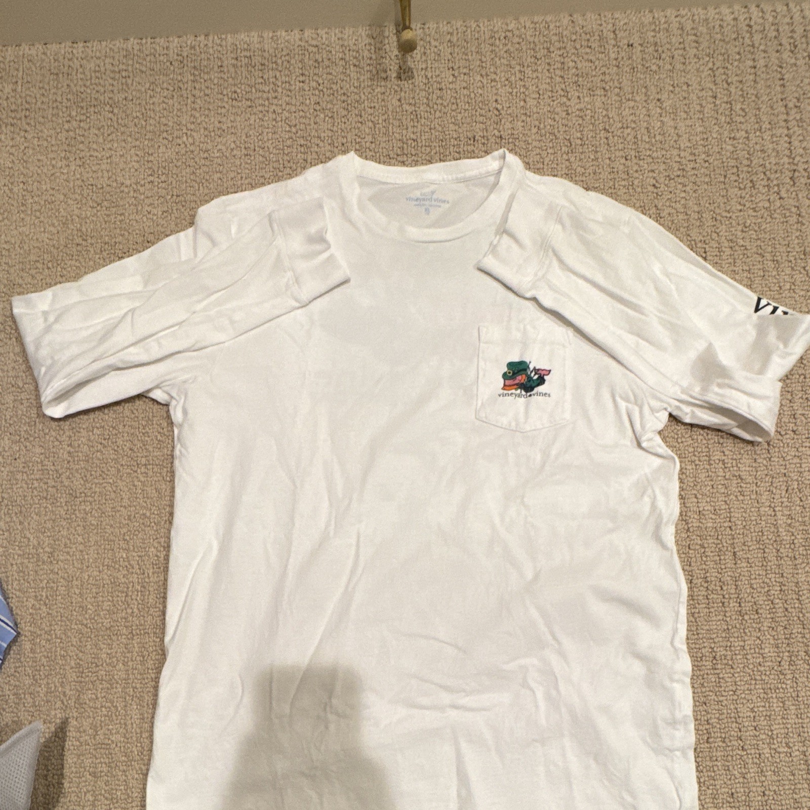 Vineyard Vines Kids XL White Long Sleeve Pocket Whale St. Patrick's Tee gallery