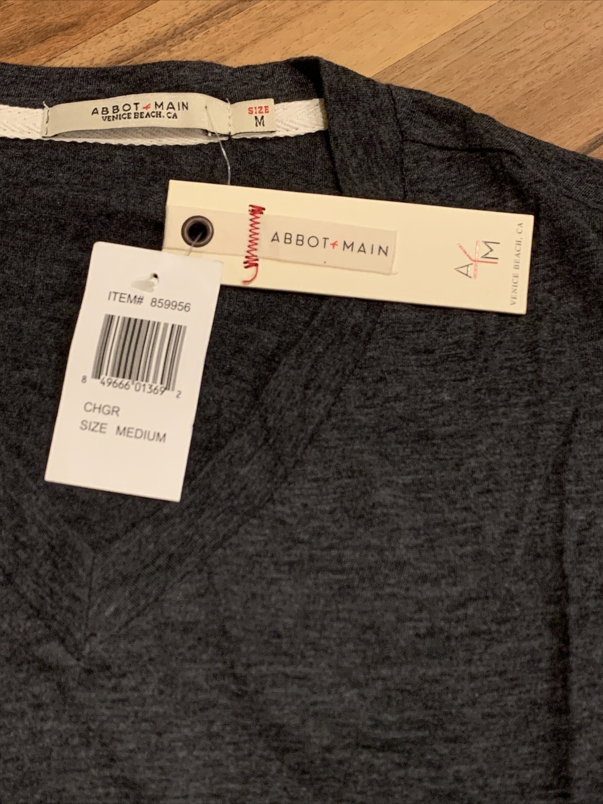 ABBOT & MAIN (Sz M or L) Men's Basic V-Neck Tee T-Shirt Tri Blend Casual, Gray C gallery
