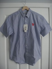 COMME des GARCONS Play Men’s Short Sleeve Shirt Blue Color RED Heart Size L ,NWT