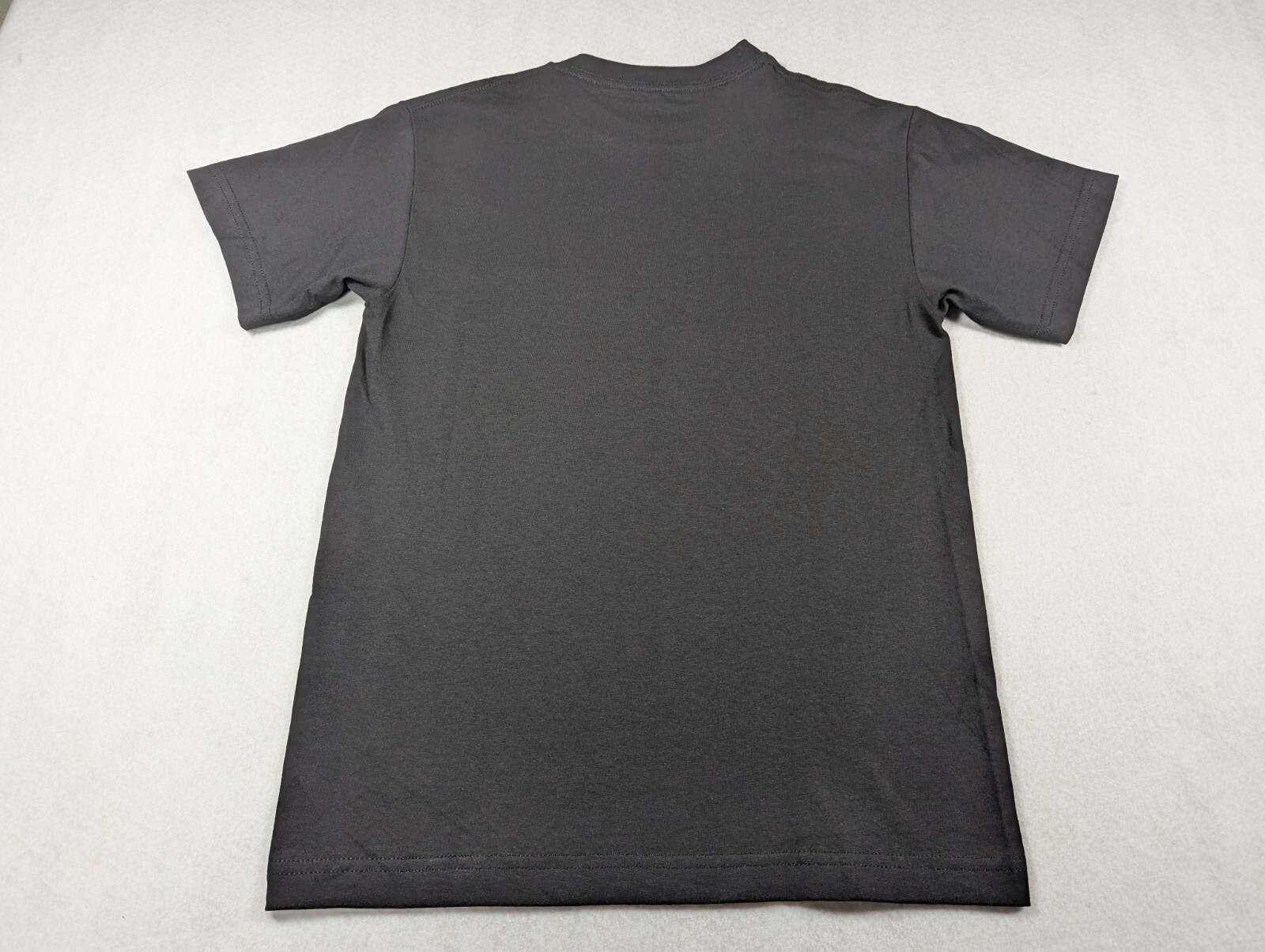 Grizzly - Outdoor Company - Black Classic Tee / T-Shirt - Size: S gallery