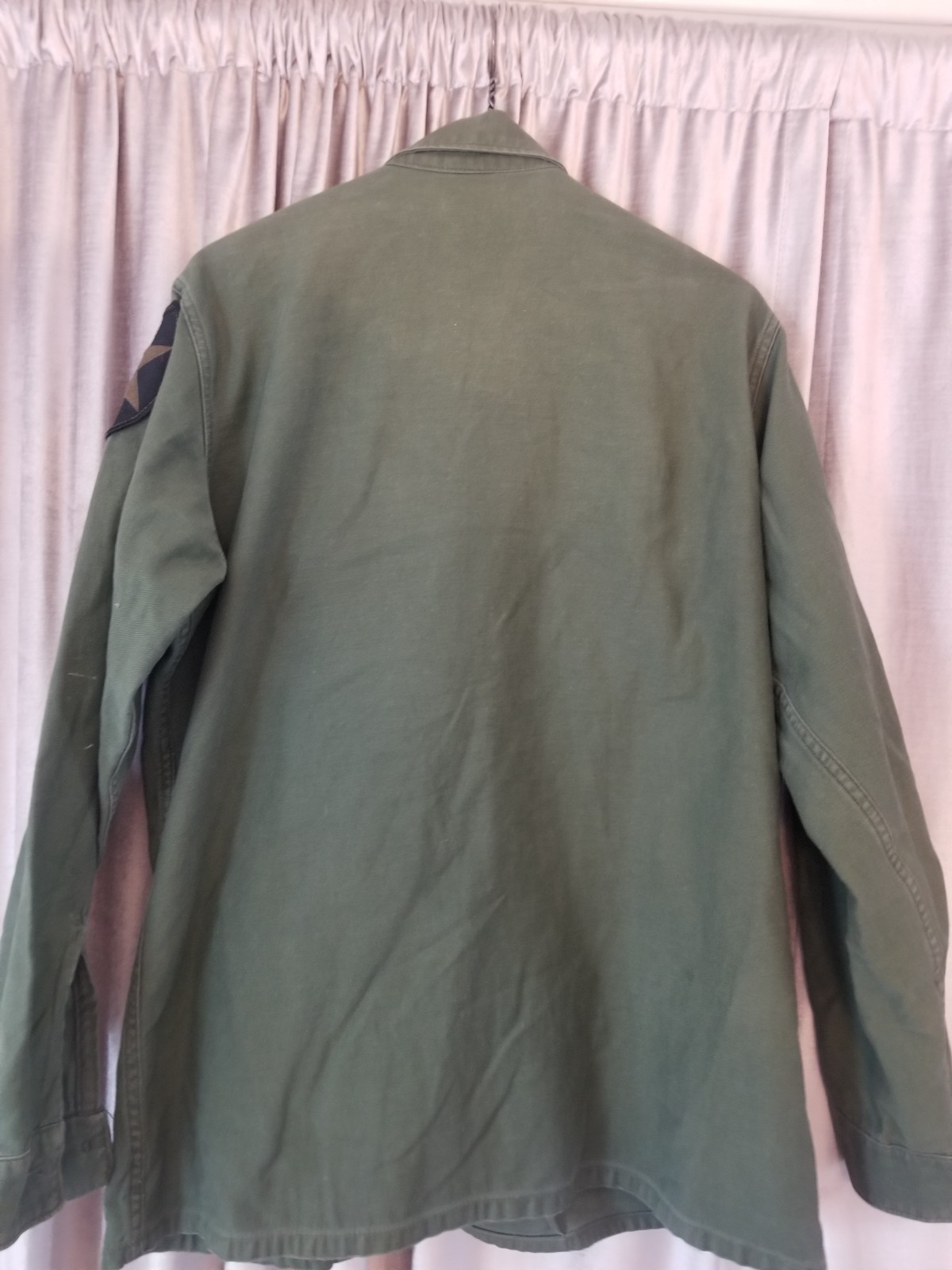 US Army Men's Military Uniform Shirt Blouse Cotton OG-107 Olive VTG 60's Patches gallery
