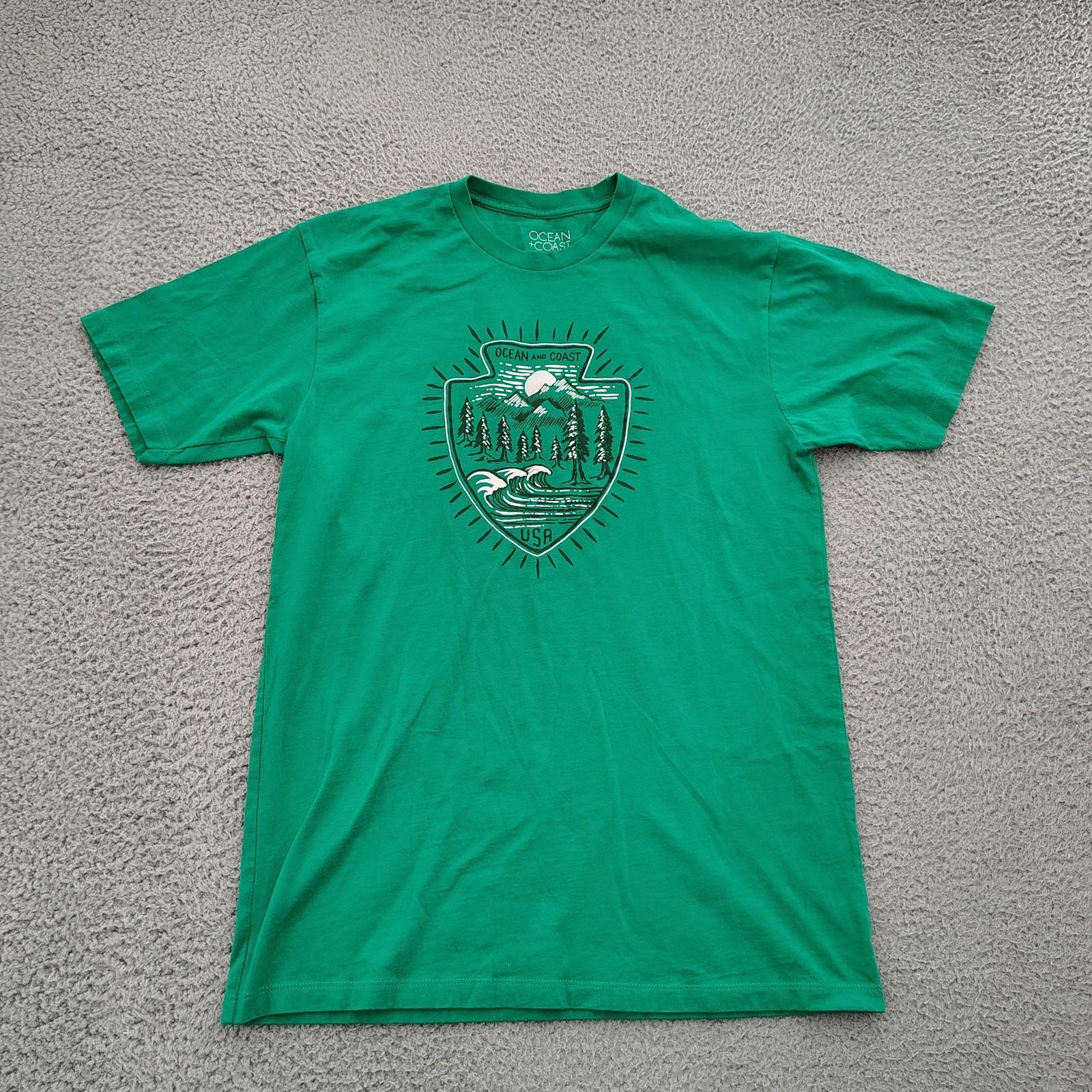 Ocean + Coast Shirt Mens Large Green Graphic Tee USA Nature Beach Outdoor