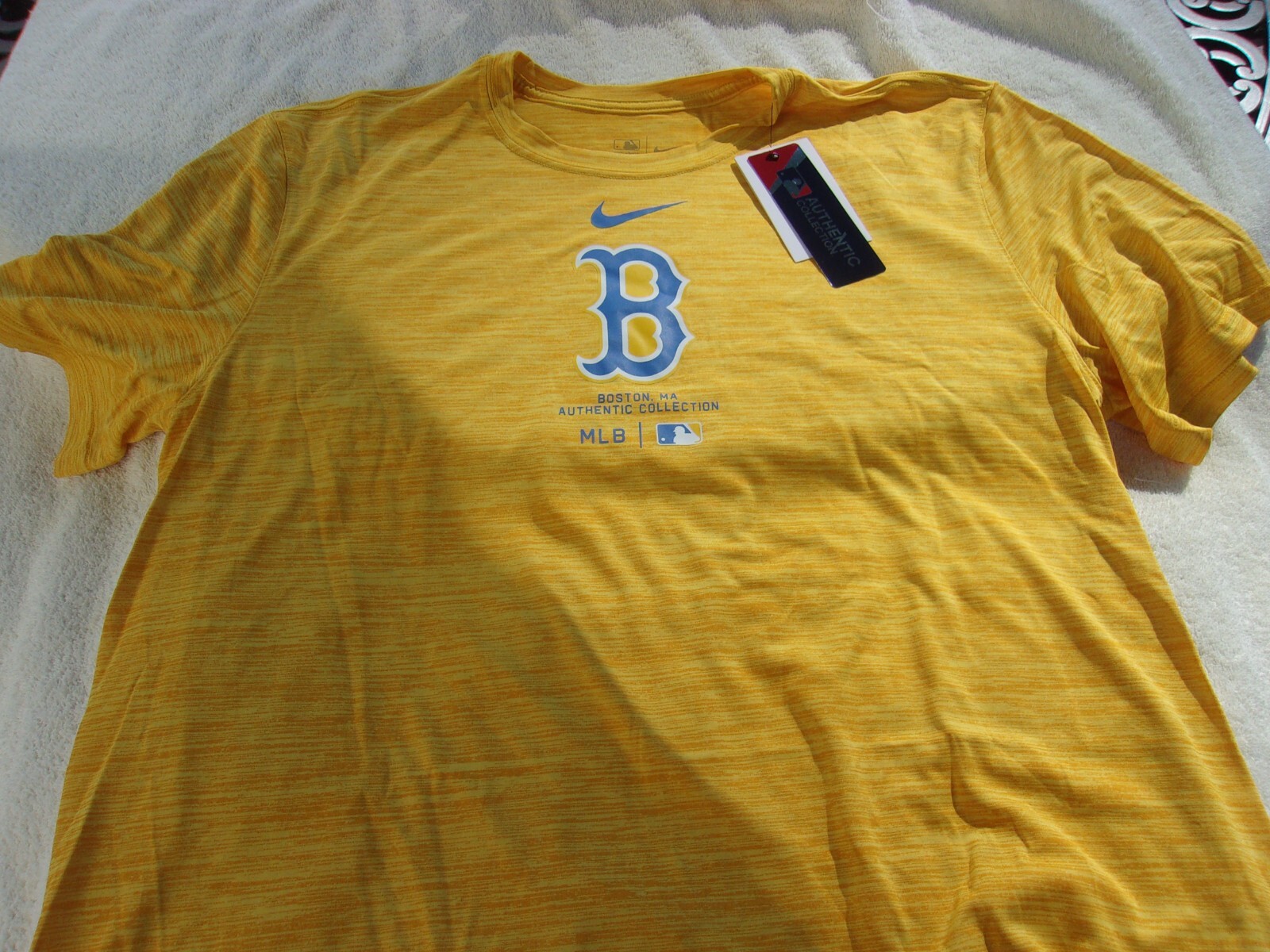 NWT Nike dri fit T, Boston Red Sox, B, men's L, XL, heather gold, MLB, polyester gallery