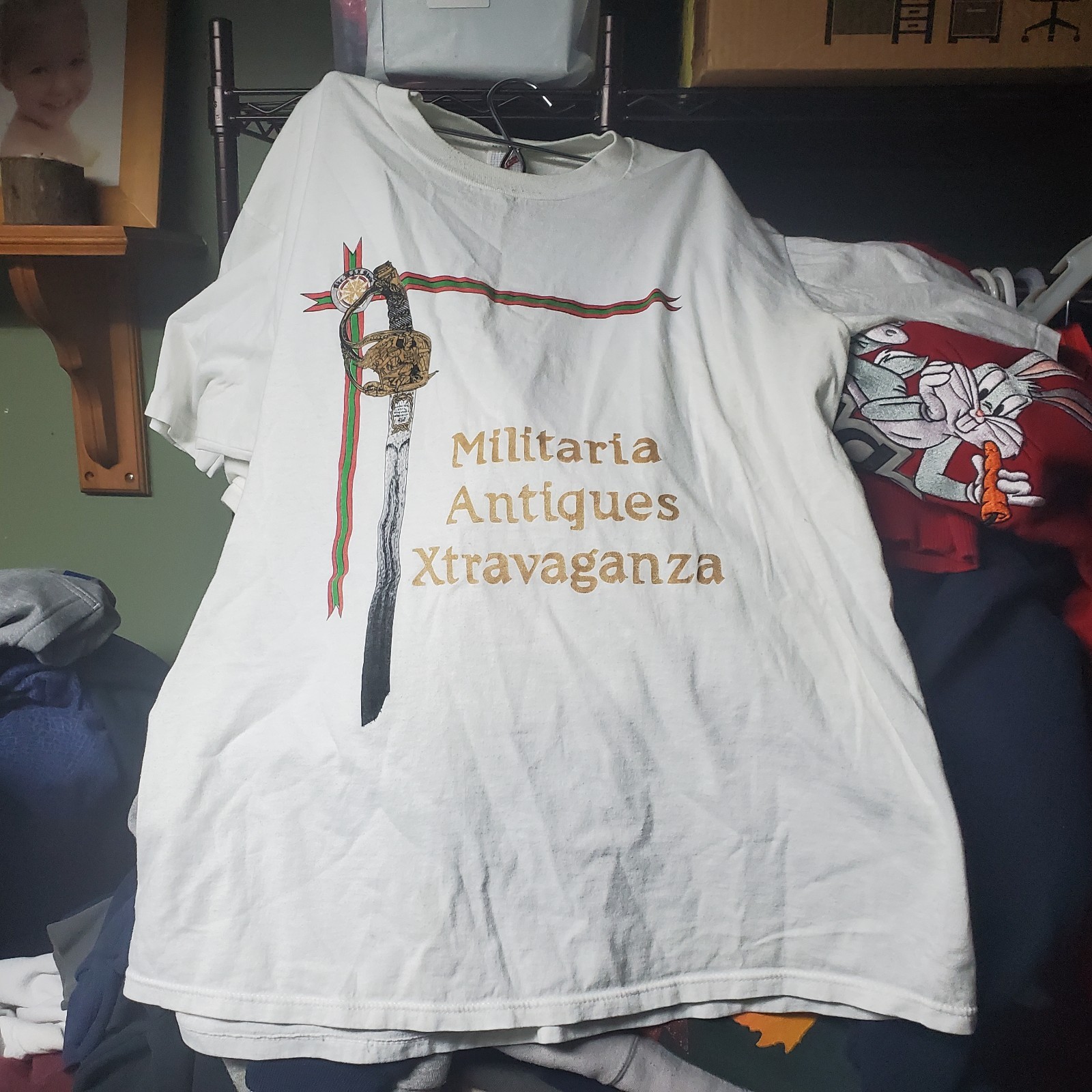 Vintage 90s Jerzees Militaria Antiques Extravaganza “MAX” Show Graphic Shirt XL
