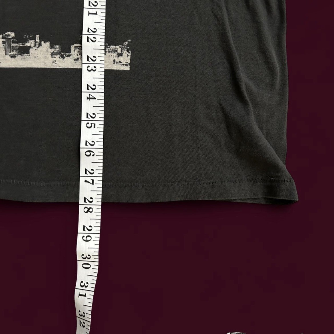 Hering Mens Black Cityscape Graphic Single Stitch T shirt Size XXL gallery
