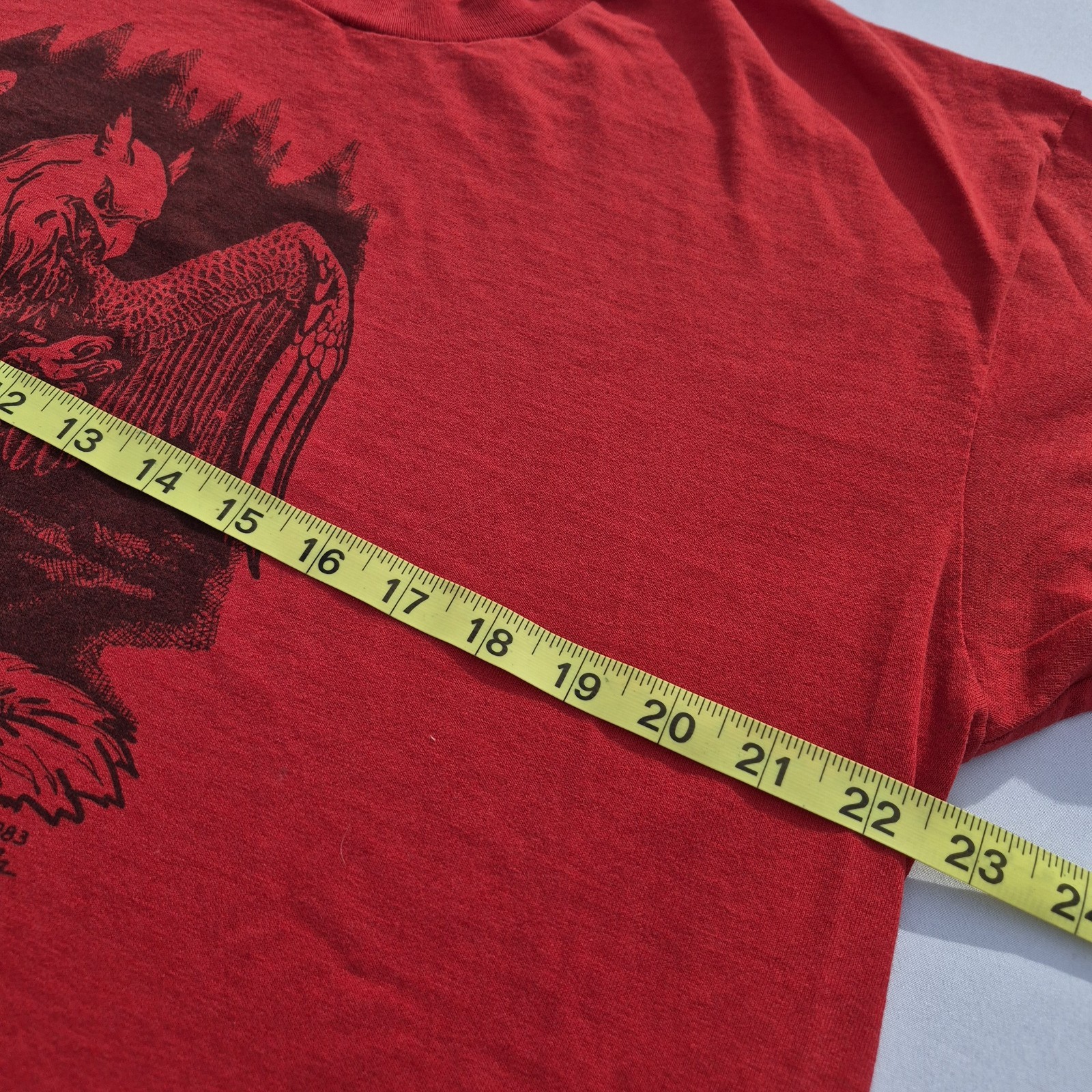 Vintage 80s Lord Of The Rings Shirt Frodo Hobbit Size XL Fantasy Griffon gallery