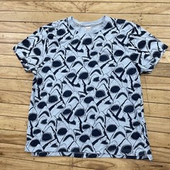 REVERSE THREADS Shirt Adult S Shark Print AOP Shark Crop Tee Blue (S Fits M)