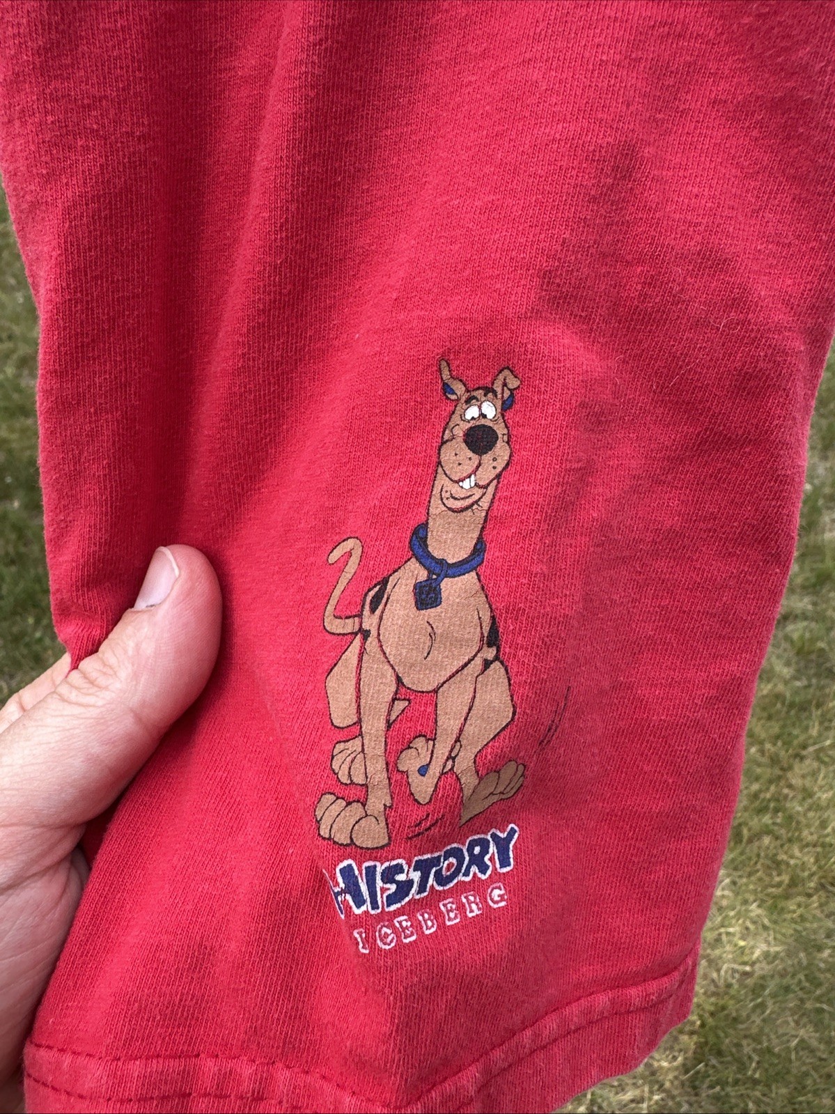 Vtg 90s Scooby Doo Iceberg History T- shirt Red 100% Cotton Made In Italy Large gallery