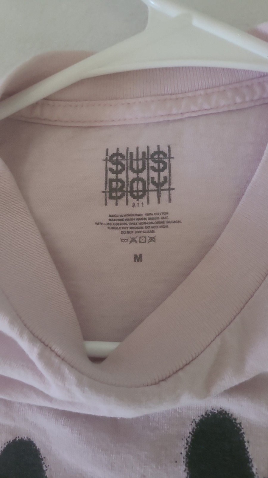 Sus Boy Pink Anarchy Spray Paint Logo Tee Size Medium gallery