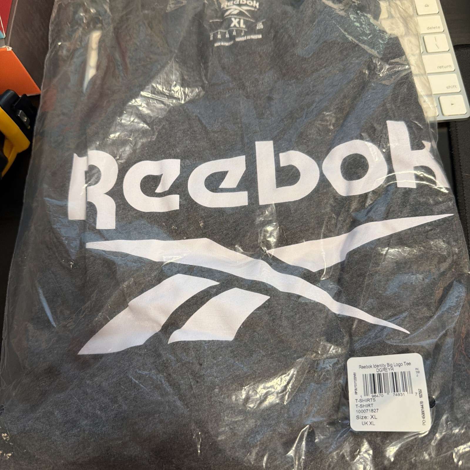 Reebok Identity Big Stacked Logo T-Shirt Size XL gallery