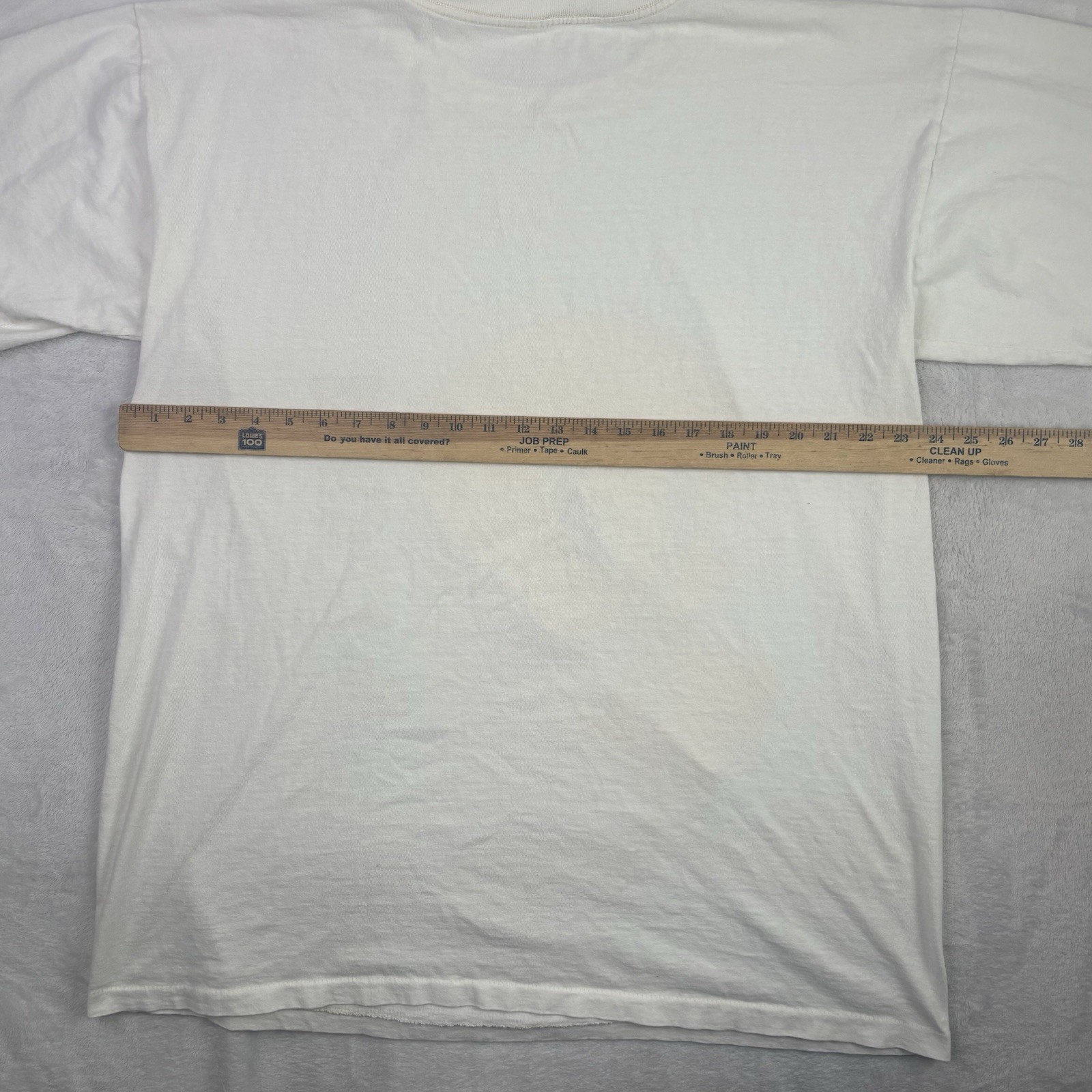 VTG 1995 Tweety Bird UCLA Bruins White SS Graphic OSFA Shirt gallery