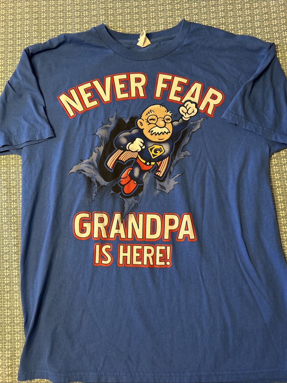 Grandpa Funny Classic Men’s T-Shirt, SZ Large, Excellent Condition
