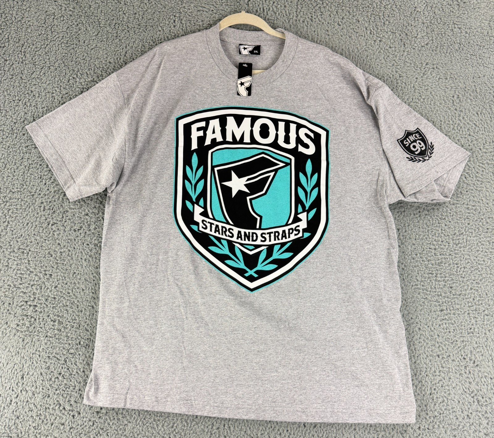 Famous Stars and Straps T-Shirt Mens Size 2XL Gray Graphic Print Crew Neck SS