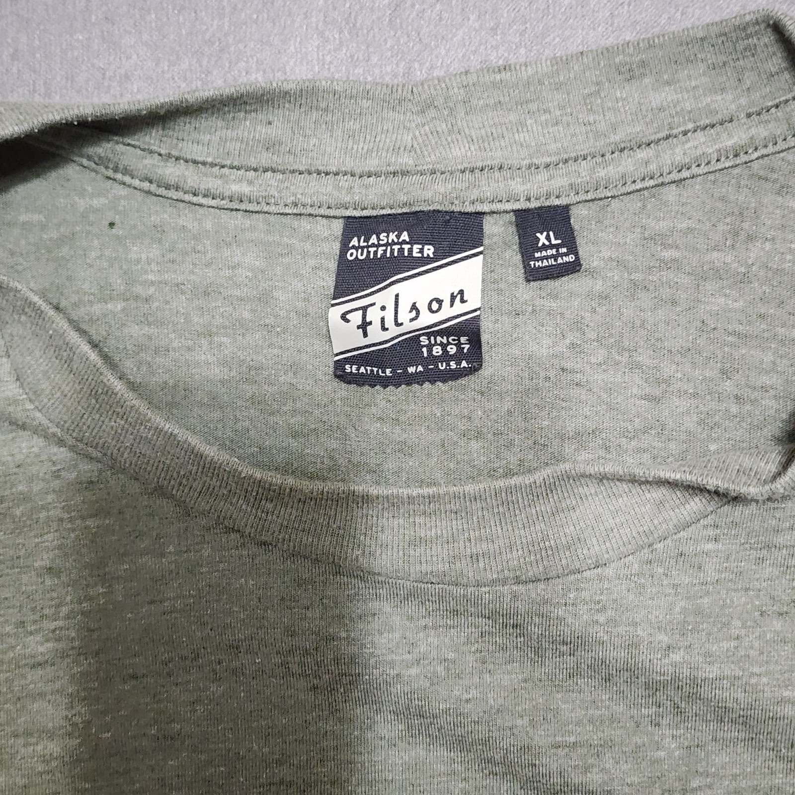 FILSON T-Shirt Men's XL Eagle With Fish Alaska Outfitter Green Front Back Print gallery