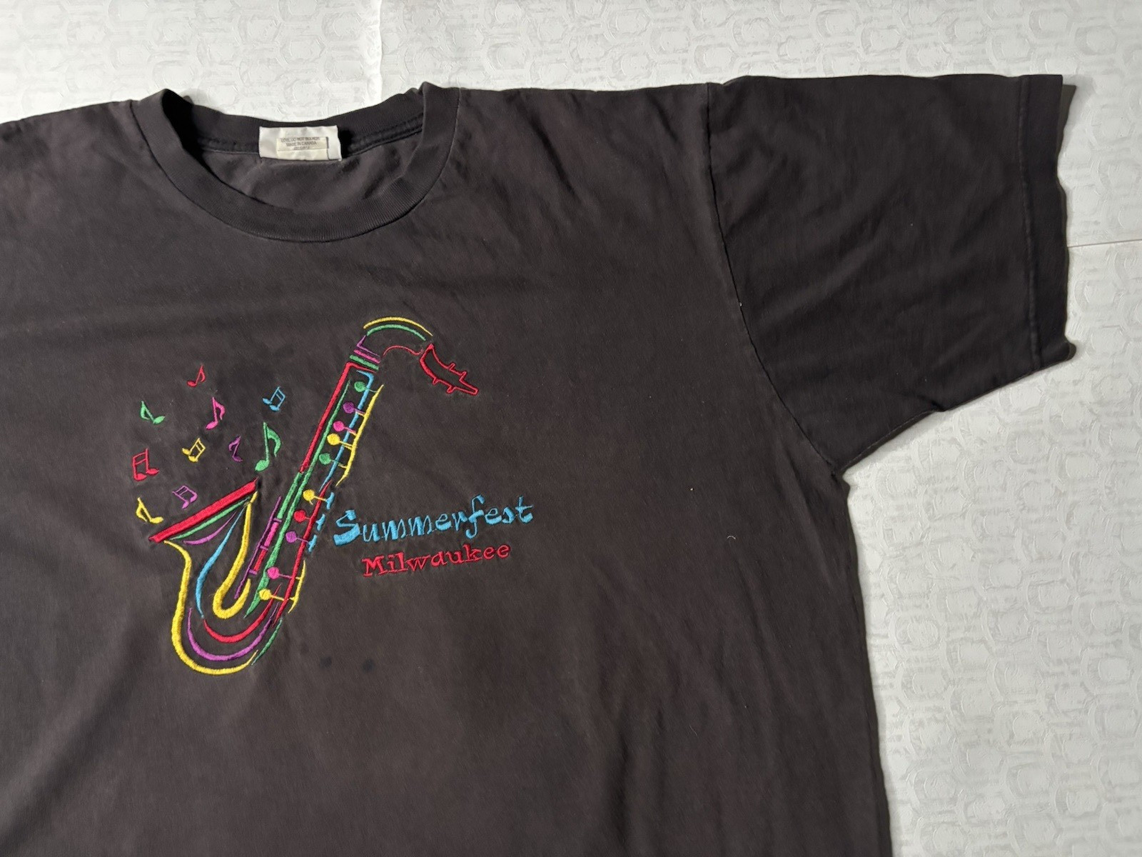 Vintage Milwaukee Summerfest T Shirt Saxophone Men XL gallery
