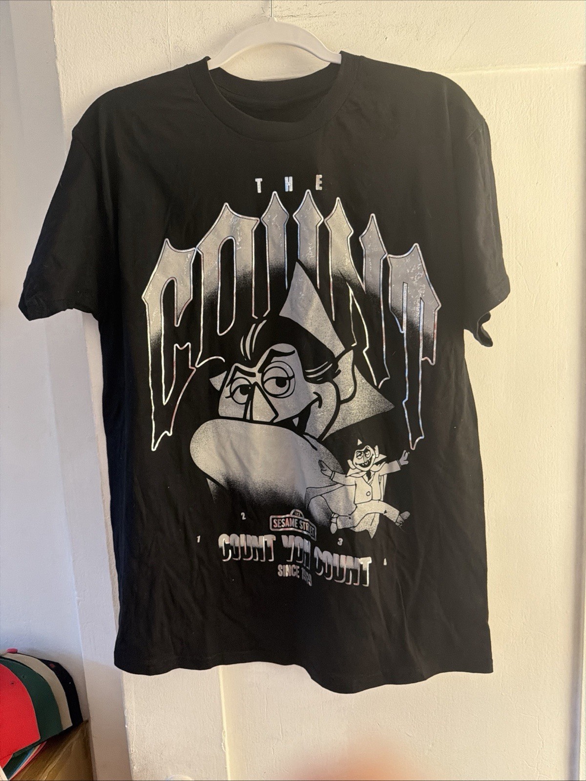The Count von Count Sesame Street Workshop Tee Large Metallic Print gallery