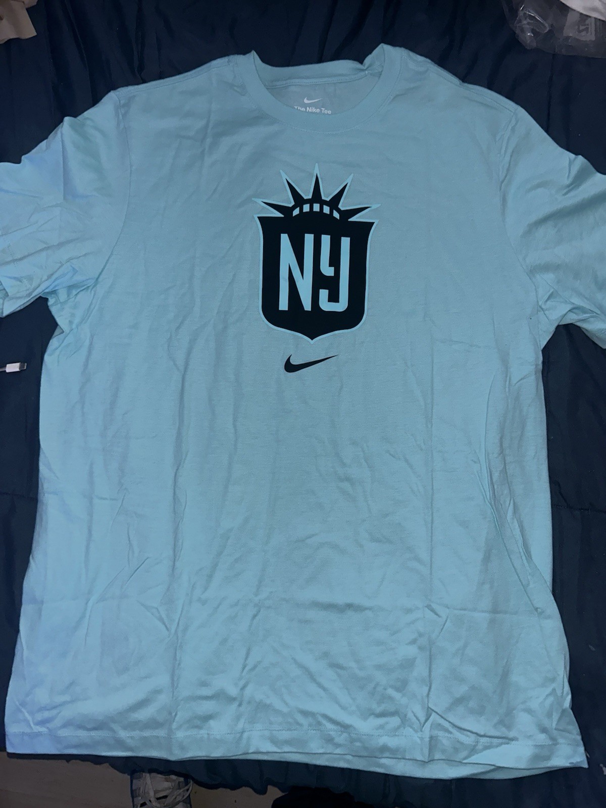 BNWOT Nike NY Men’s T Shirt Size Extra Large XL gallery