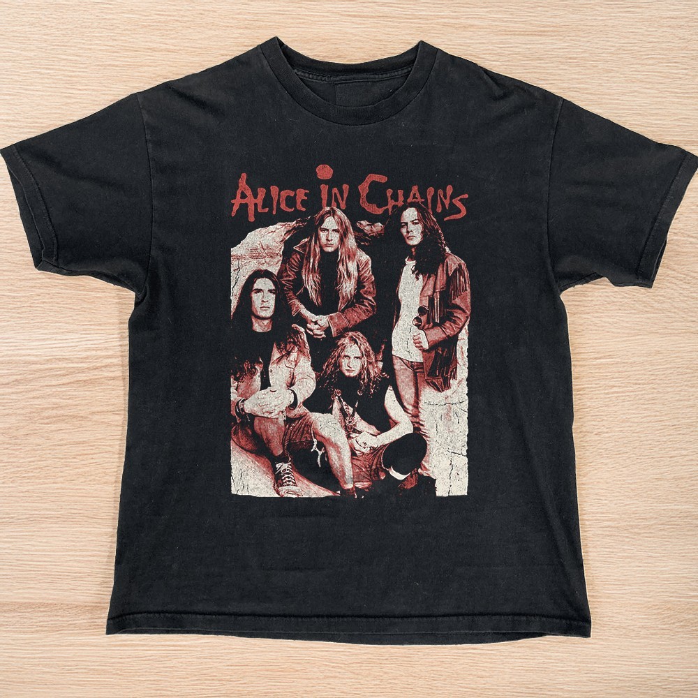 NEW! Alice In Chains Retro Graphic T-Shirt Grunge Rock Black T-shirt Size S-5XL gallery