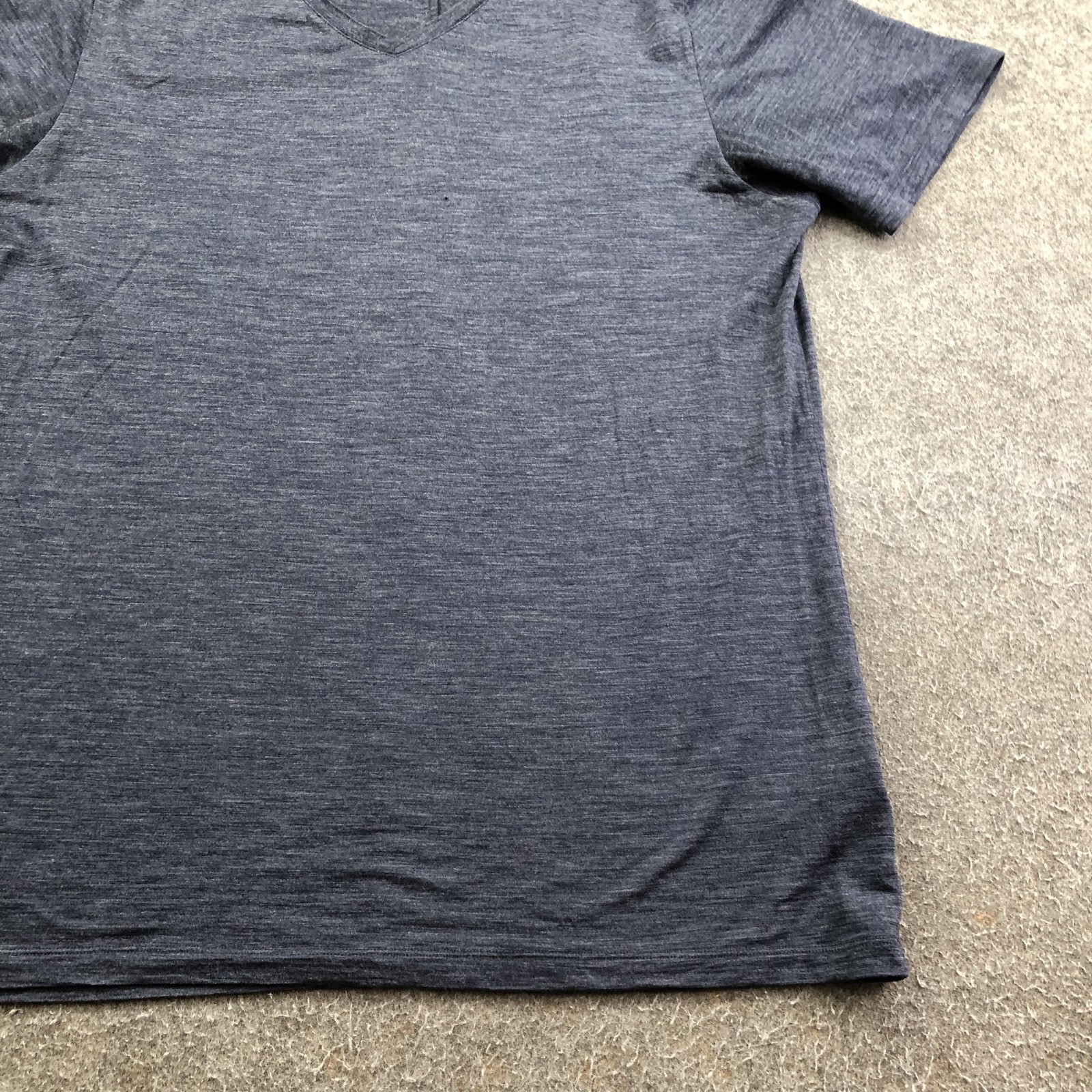 Icebreaker Shirt Mens Medium Blue Merino Wool Blend V-Neck Performance Tee Top gallery