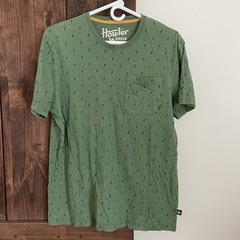Howler Bros Size Medium All Over Lightening Pocket Tee Preppy Money Green