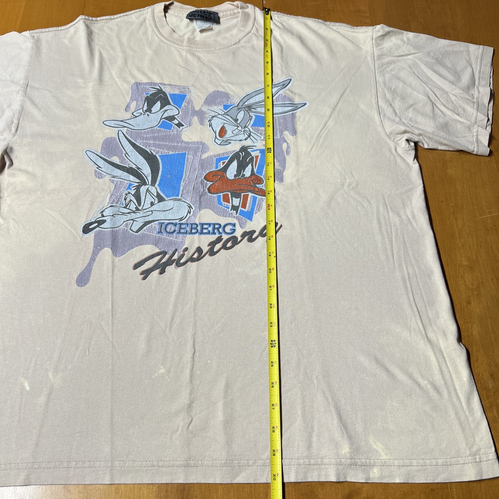 Vintage Iceberg History Looney Tunes Shirt XXL 2XL Italy Made Bugs Bunny Daffy gallery
