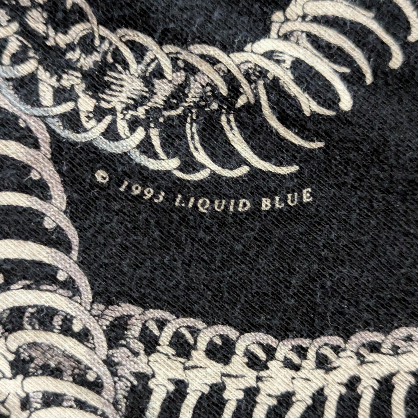 Liquid Blue Vintage 90s Black AOP Medusa Skull Graphic Tee Men’s L gallery