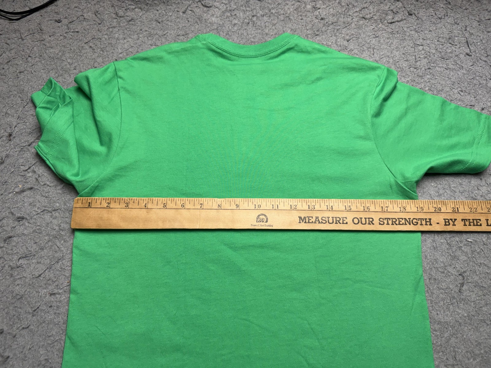 Apple Shirt Mens Small Green Animal Logo Graphic Tee Regenerative Cotton gallery