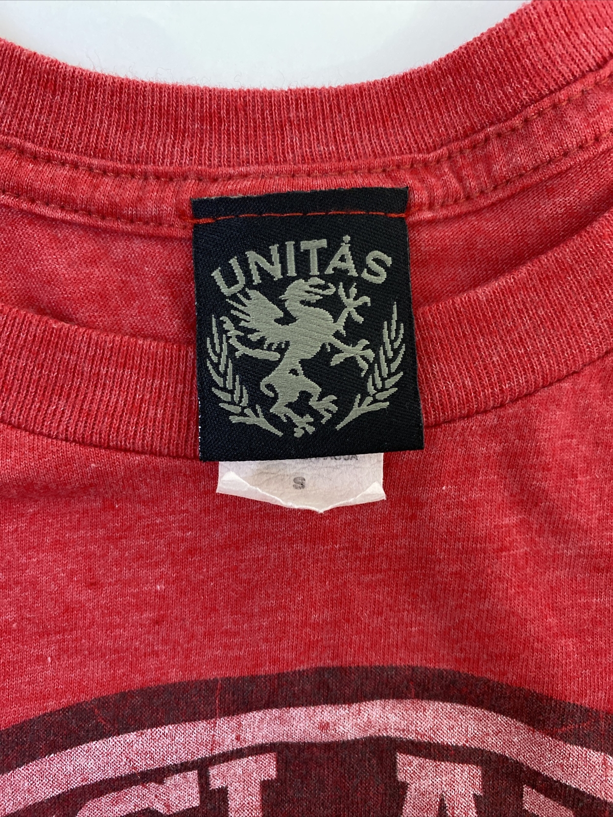 Unitas England Football T-Shirt Mens Small Red Excellent Graphic Tee Soccer UK gallery