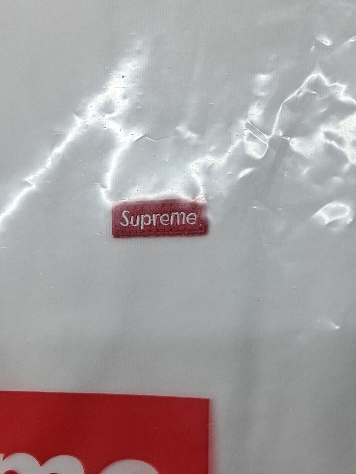 Supreme Small Box Tee (SS26) ‘White’ DS | Size M | SS26KN4 gallery