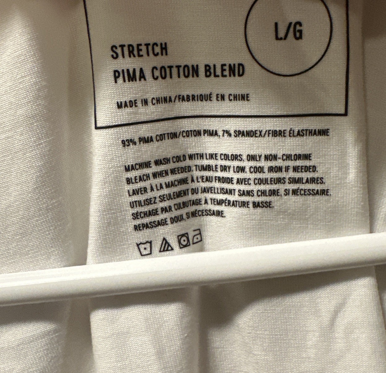 EXPRESS V-Neck Tee Solid WHITE T-Shirt, Pima Cotton/spandex size L gallery